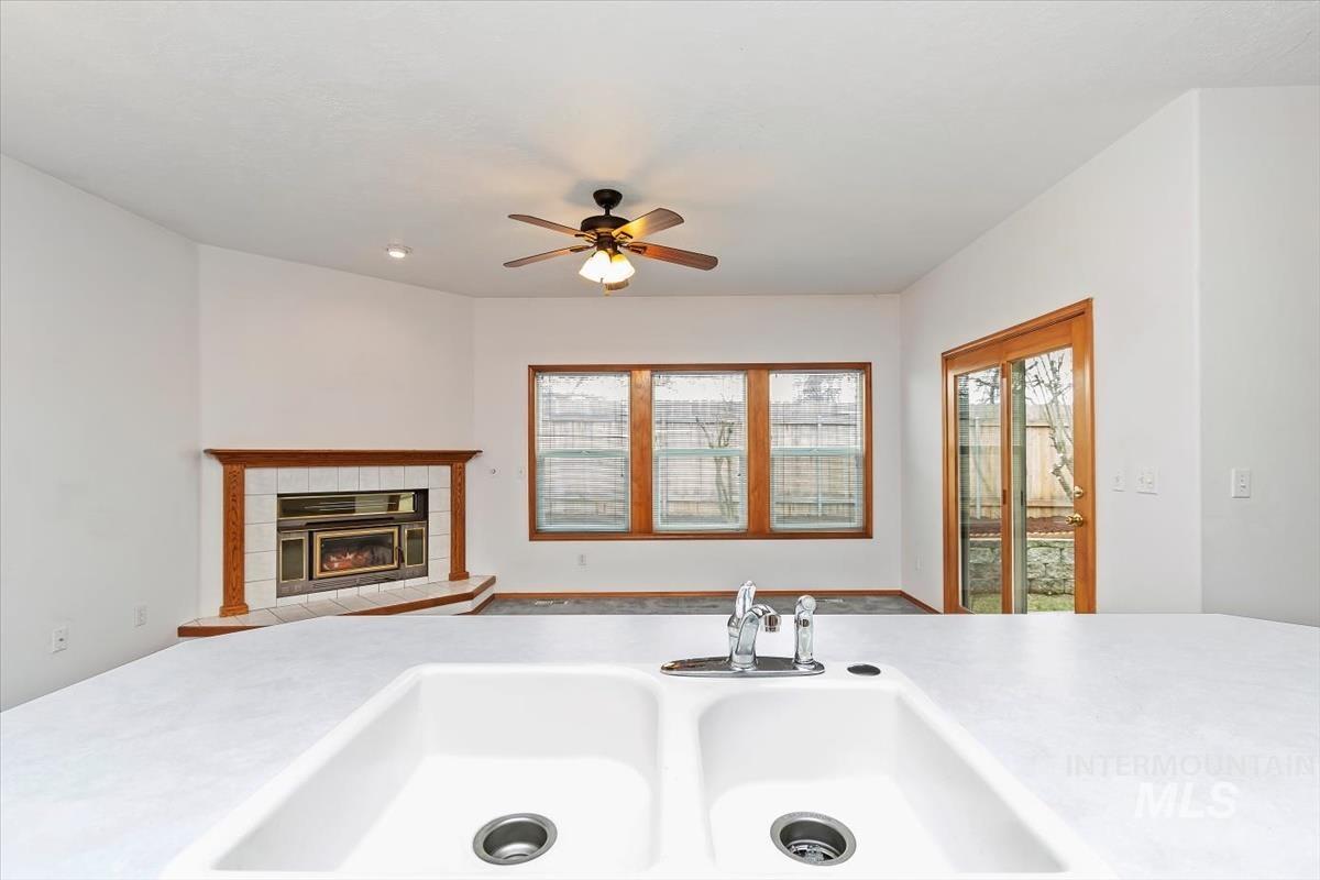 2305 E Oakridge St Property Photo 19