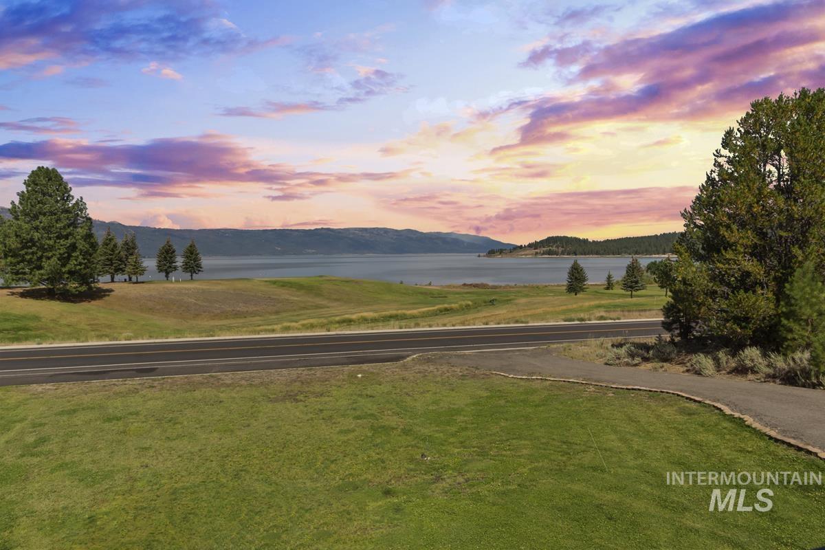 131 Par Drive Property Photo 4