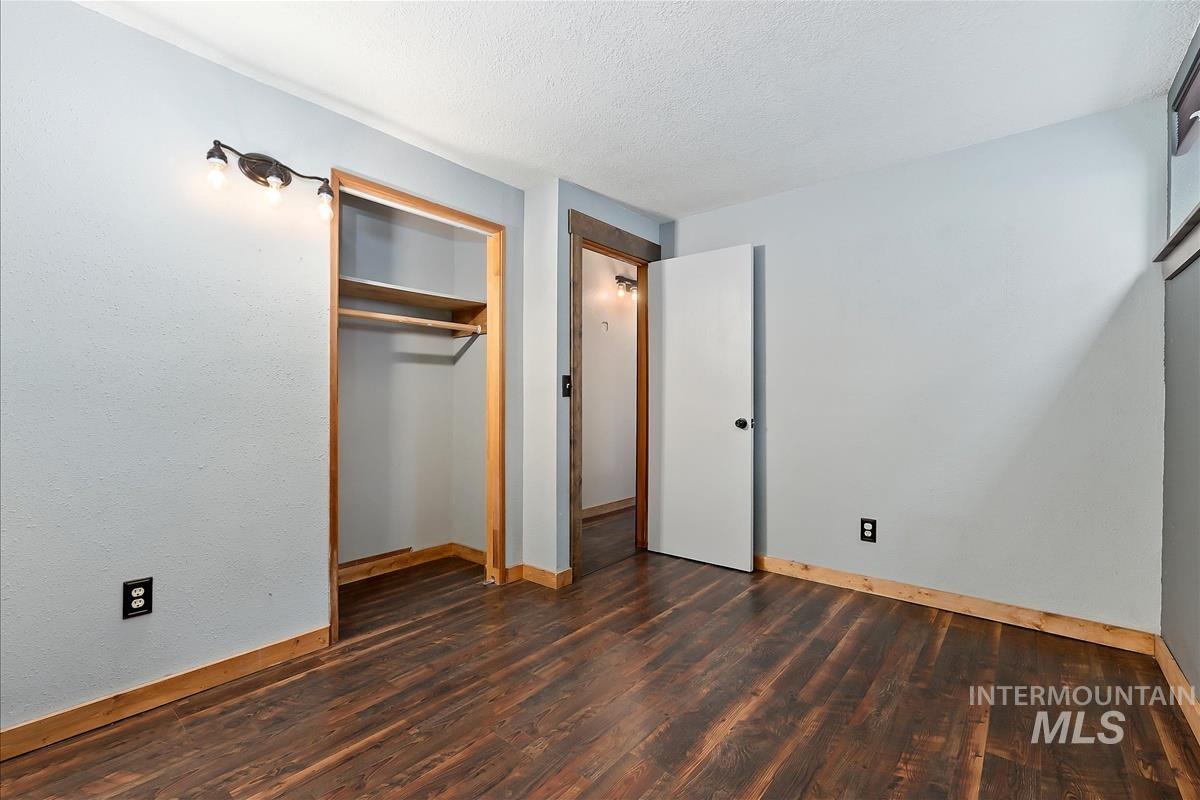 10 Crick Road Property Photo 19