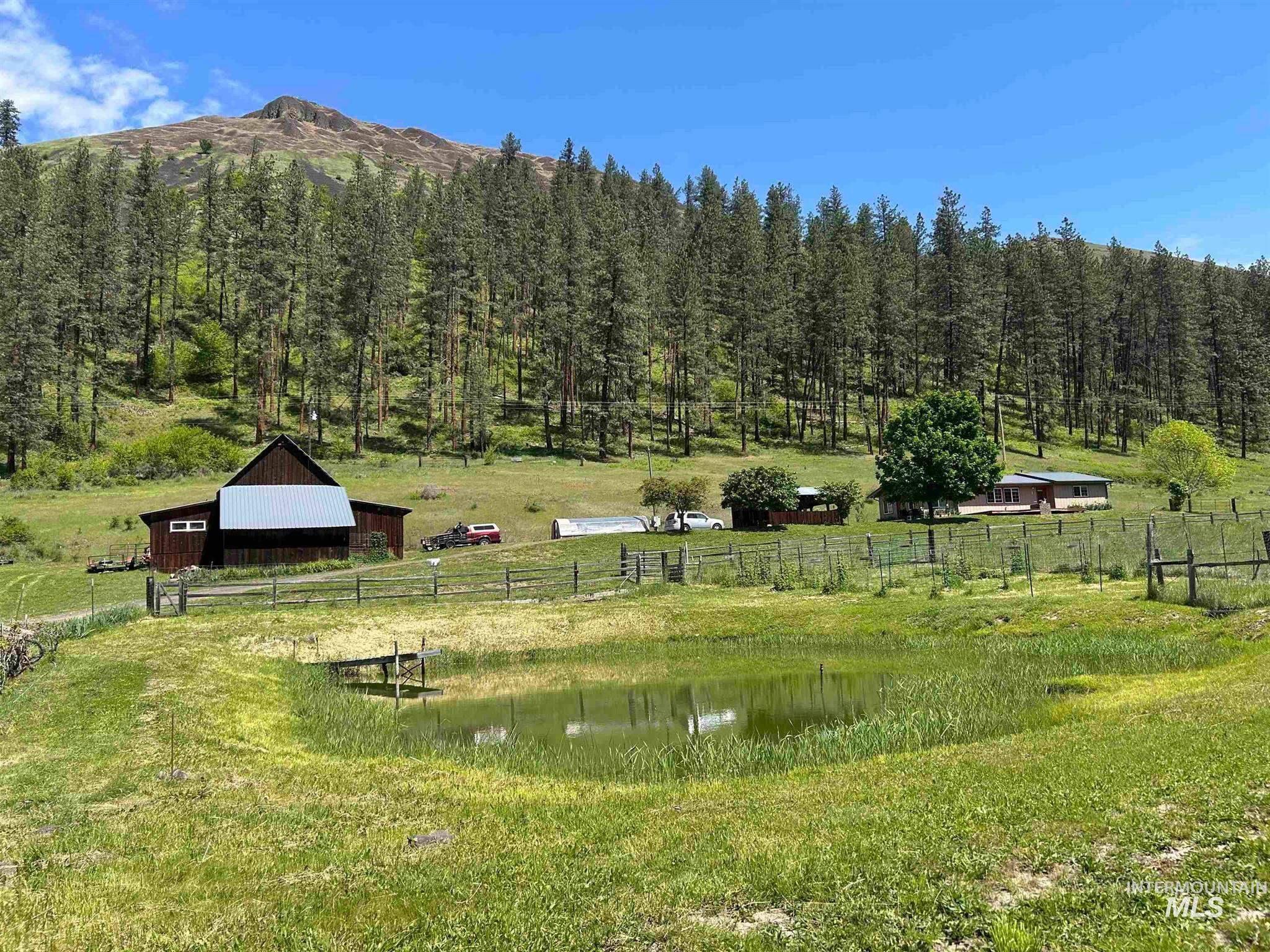 6215 Highway 12 Property Photo 1
