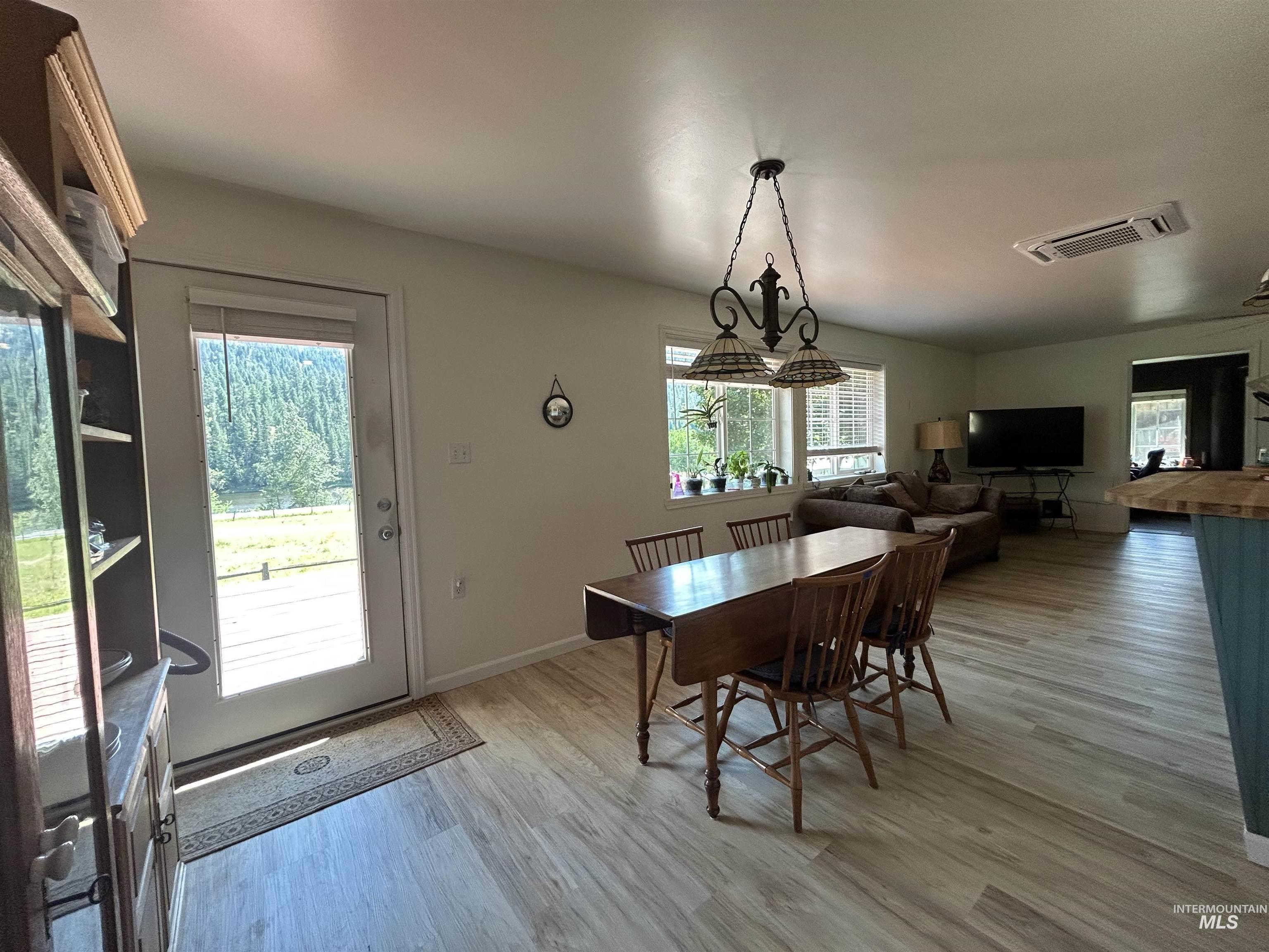6215 Highway 12 Property Photo 7