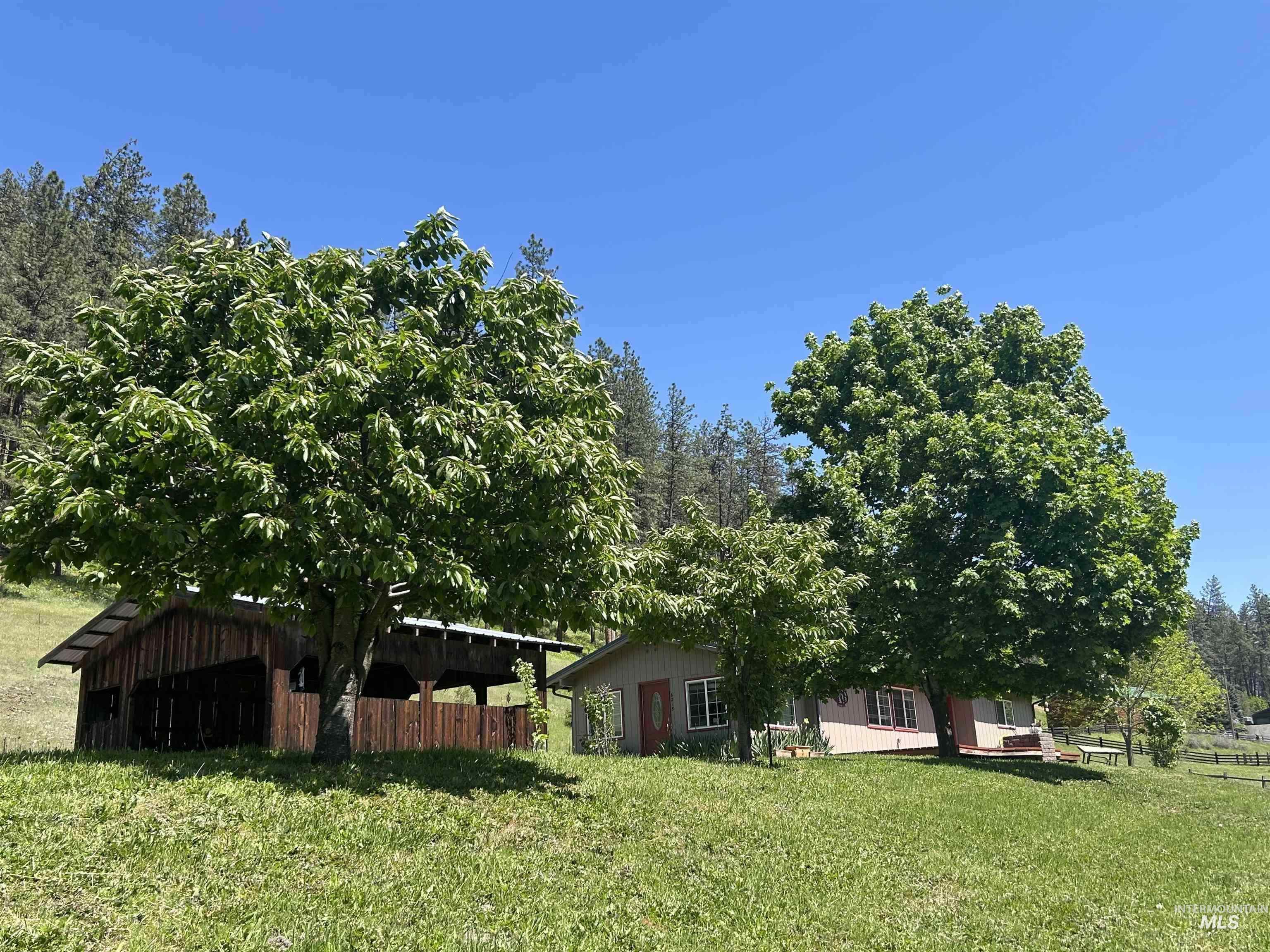 6215 Highway 12 Property Photo 21