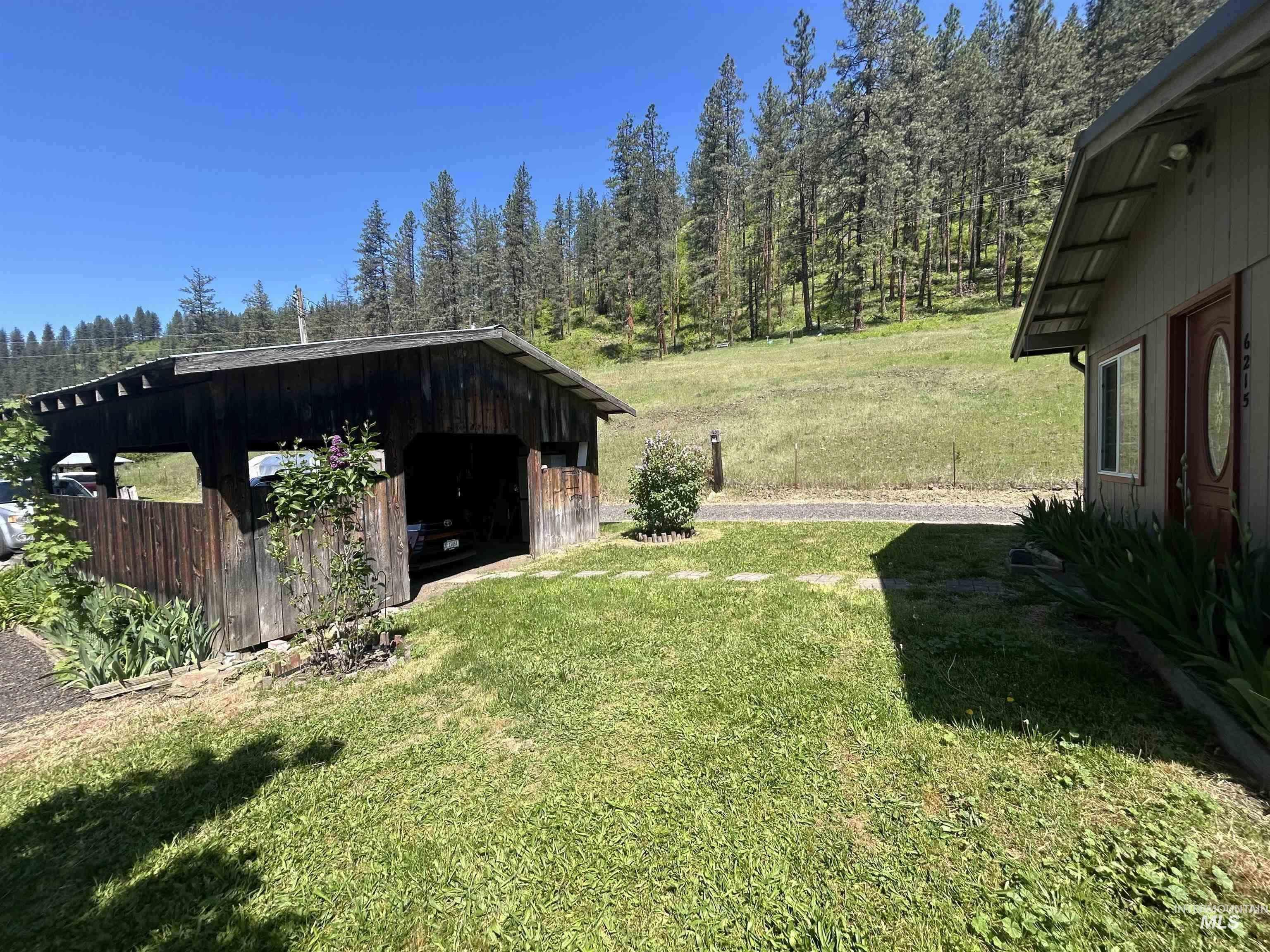 6215 Highway 12 Property Photo 24