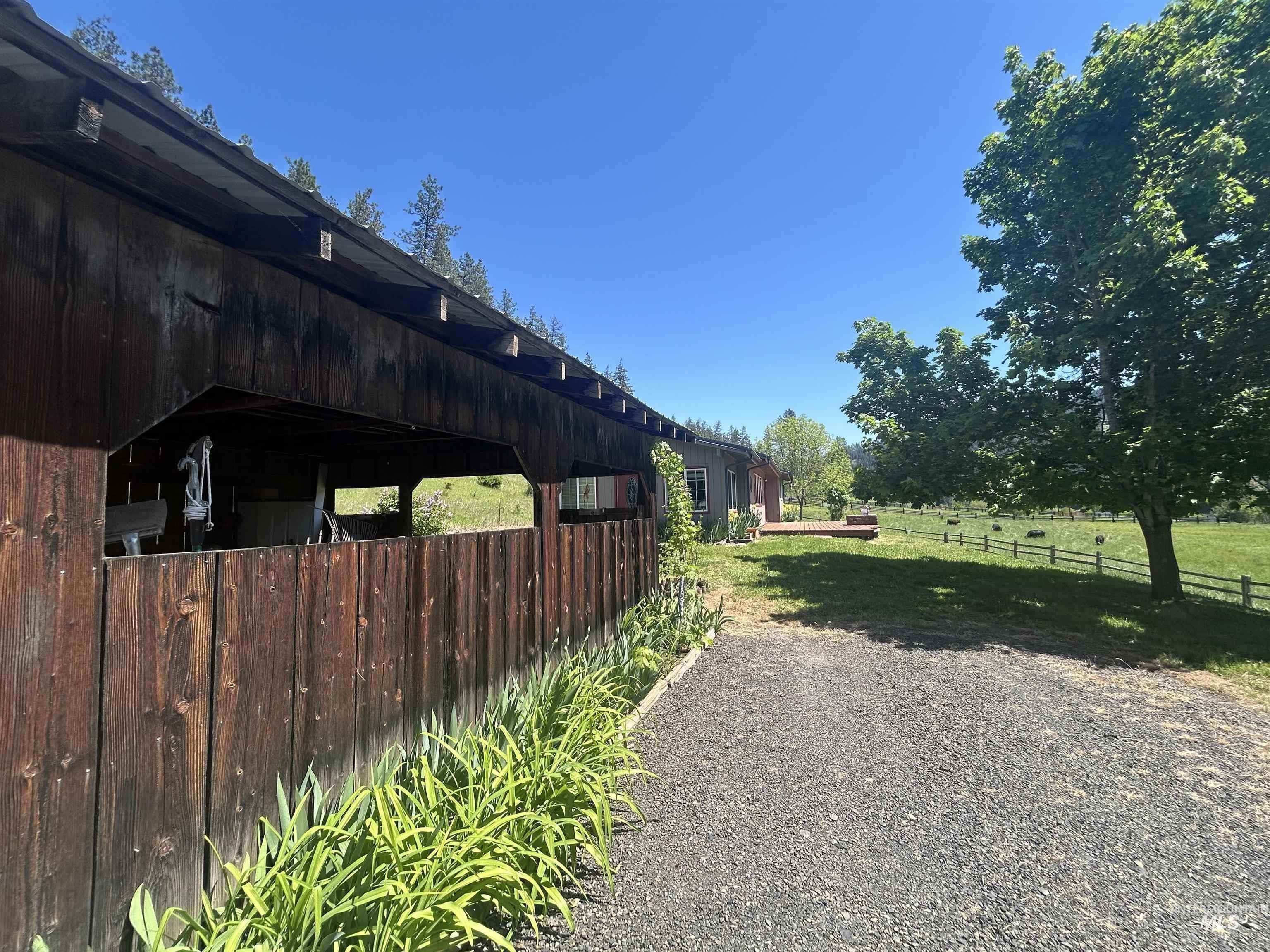 6215 Highway 12 Property Photo 27