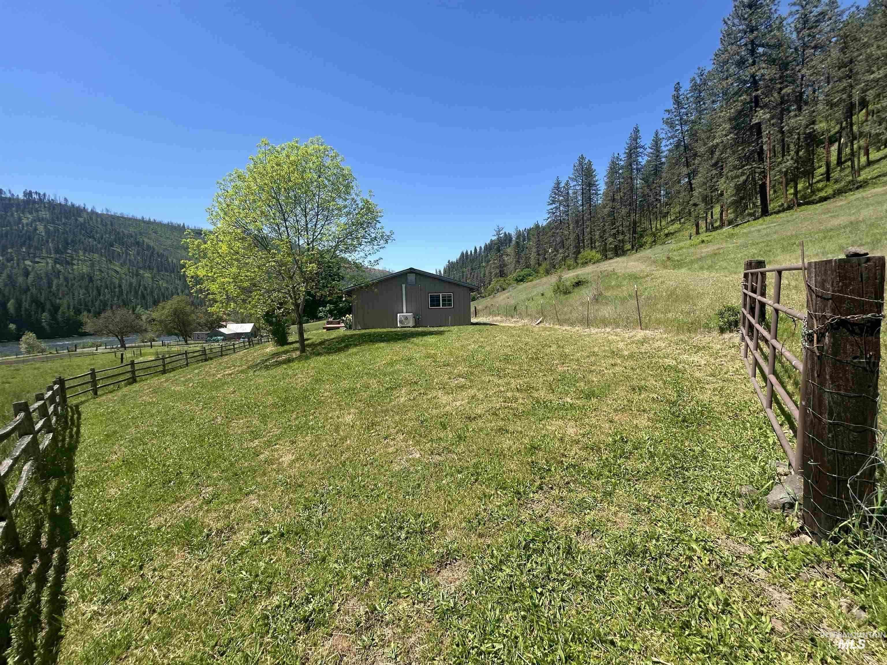 6215 Highway 12 Property Photo 32