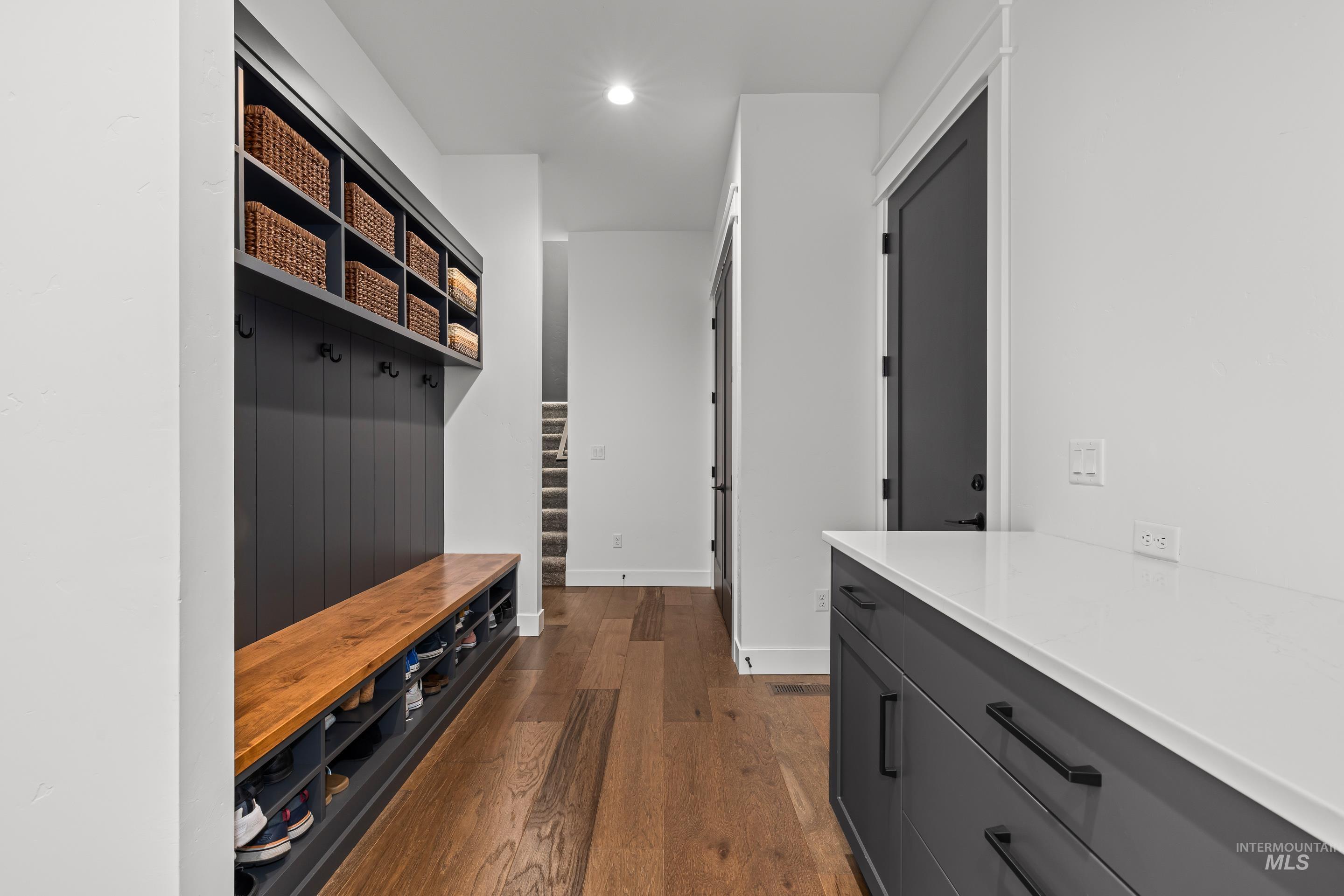 1836 S Riparian Way Property Photo 12
