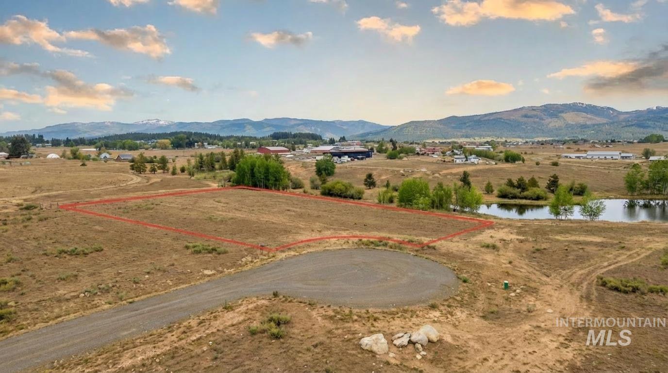 103 Sunbridge Property Photo 2