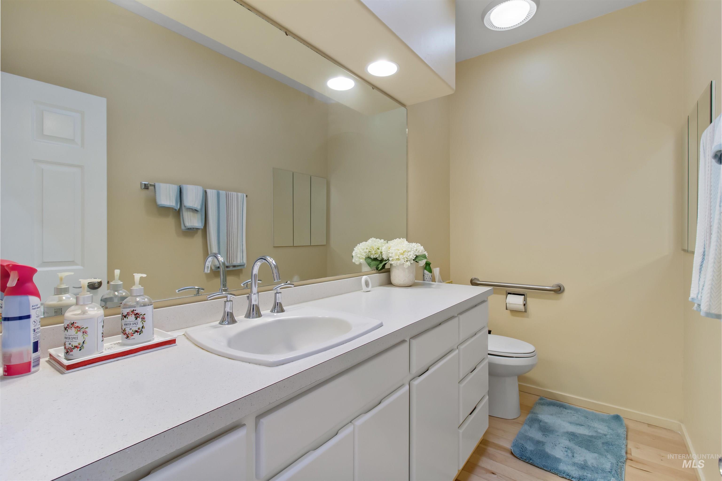 132 Los Lagos Property Photo 40