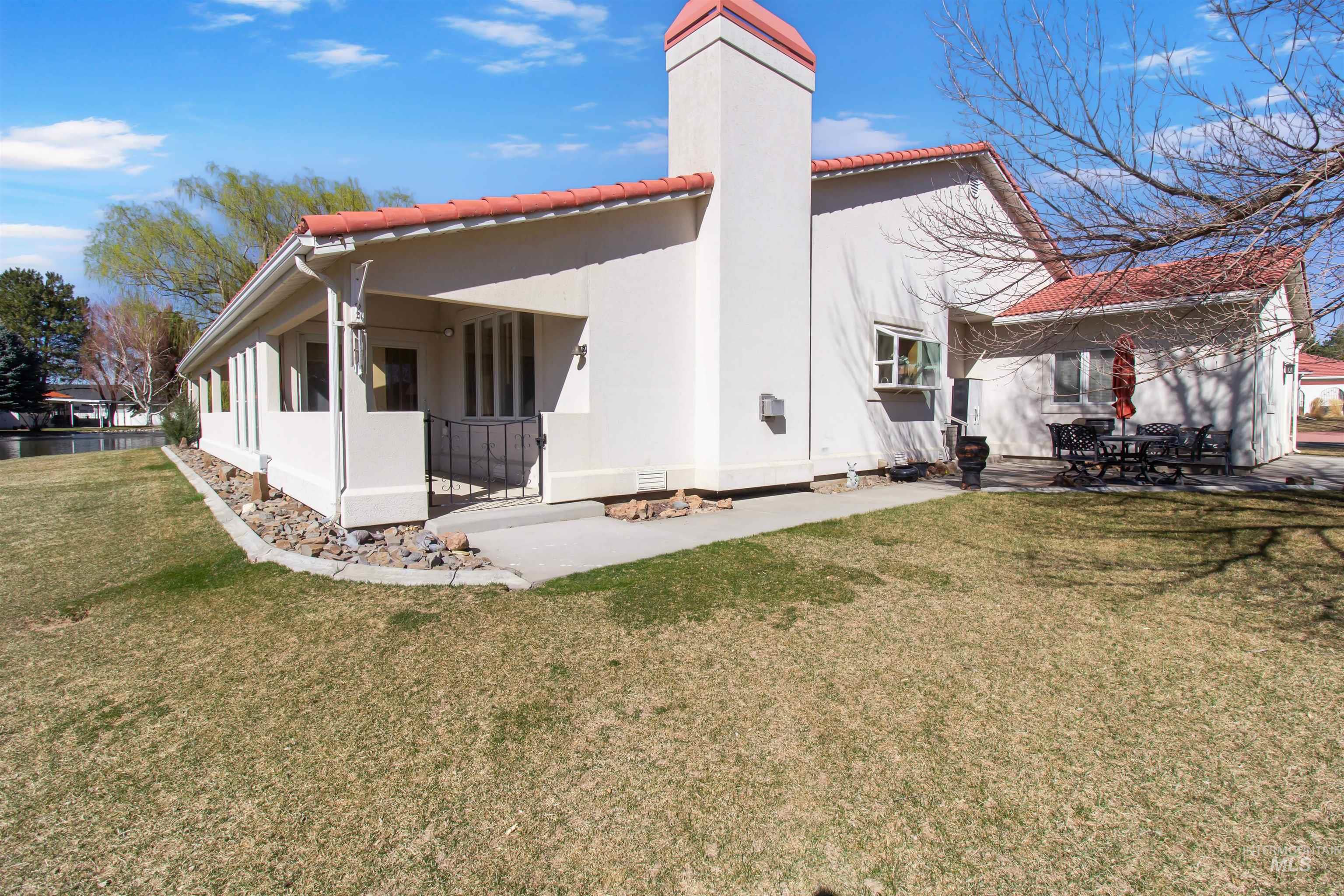 132 Los Lagos Property Photo 44