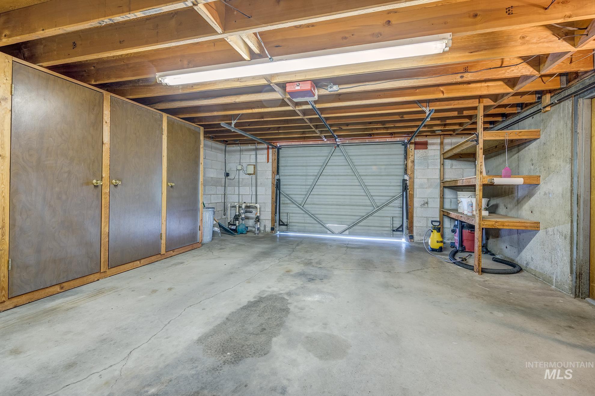 647 Nw 3rd Street Property Photo 28