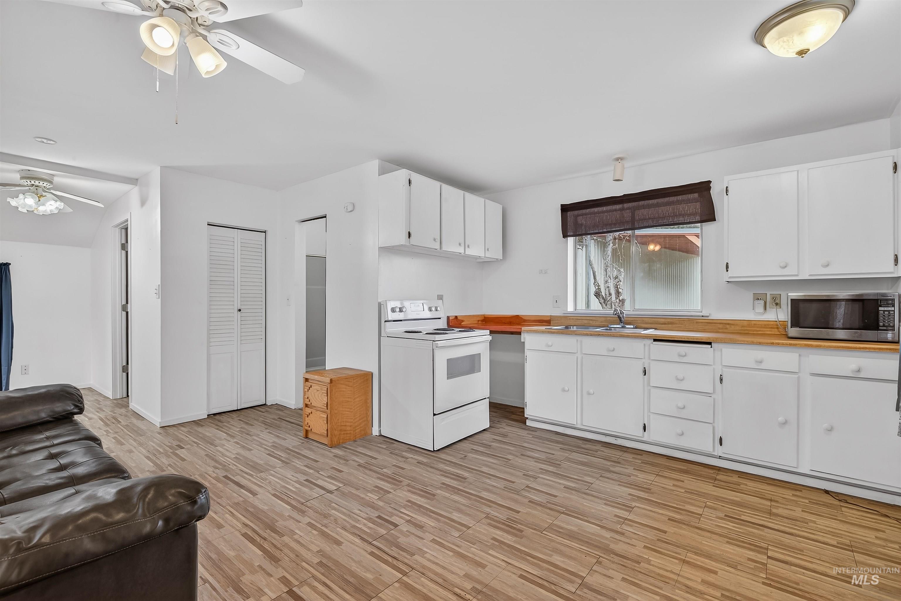 21511 Bandit Lane Property Photo 27