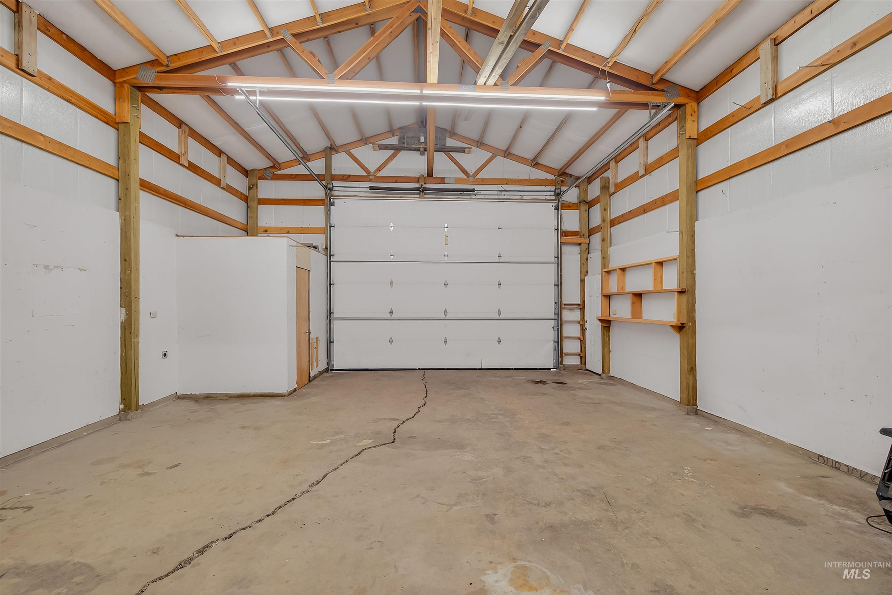 21511 Bandit Lane Property Photo 32
