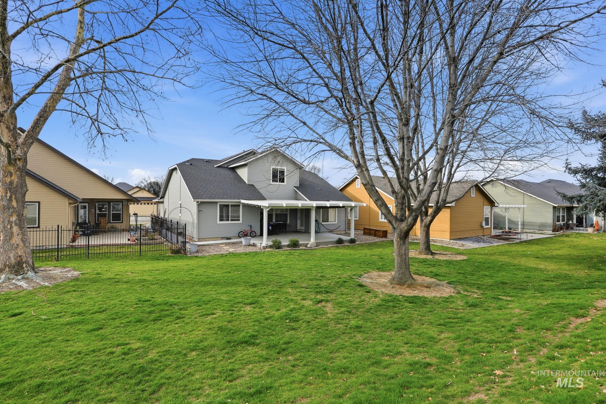 6924 E Greens Dr Property Photo 24