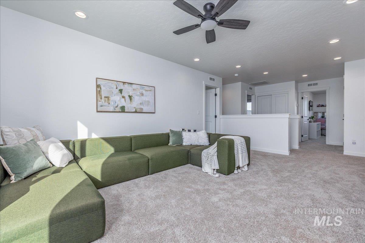 1218 Stirling Meadows Ct Property Photo 30