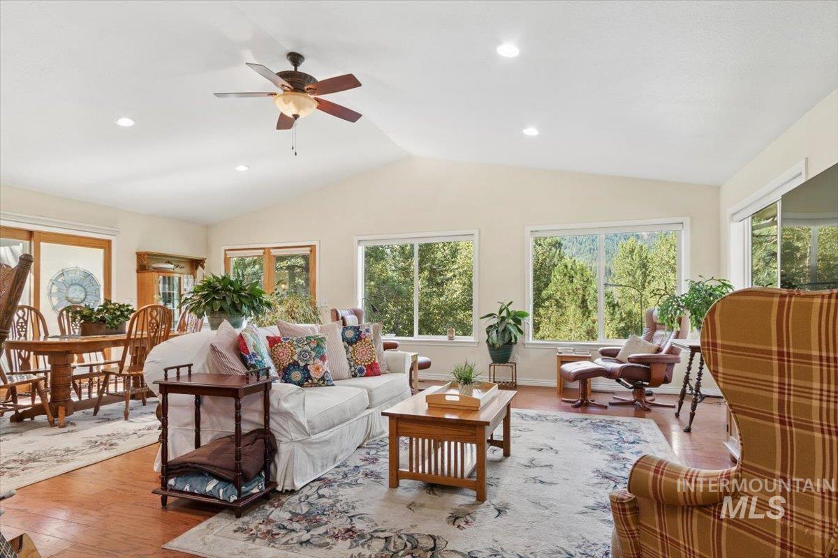 106 Lane A Property Photo 18