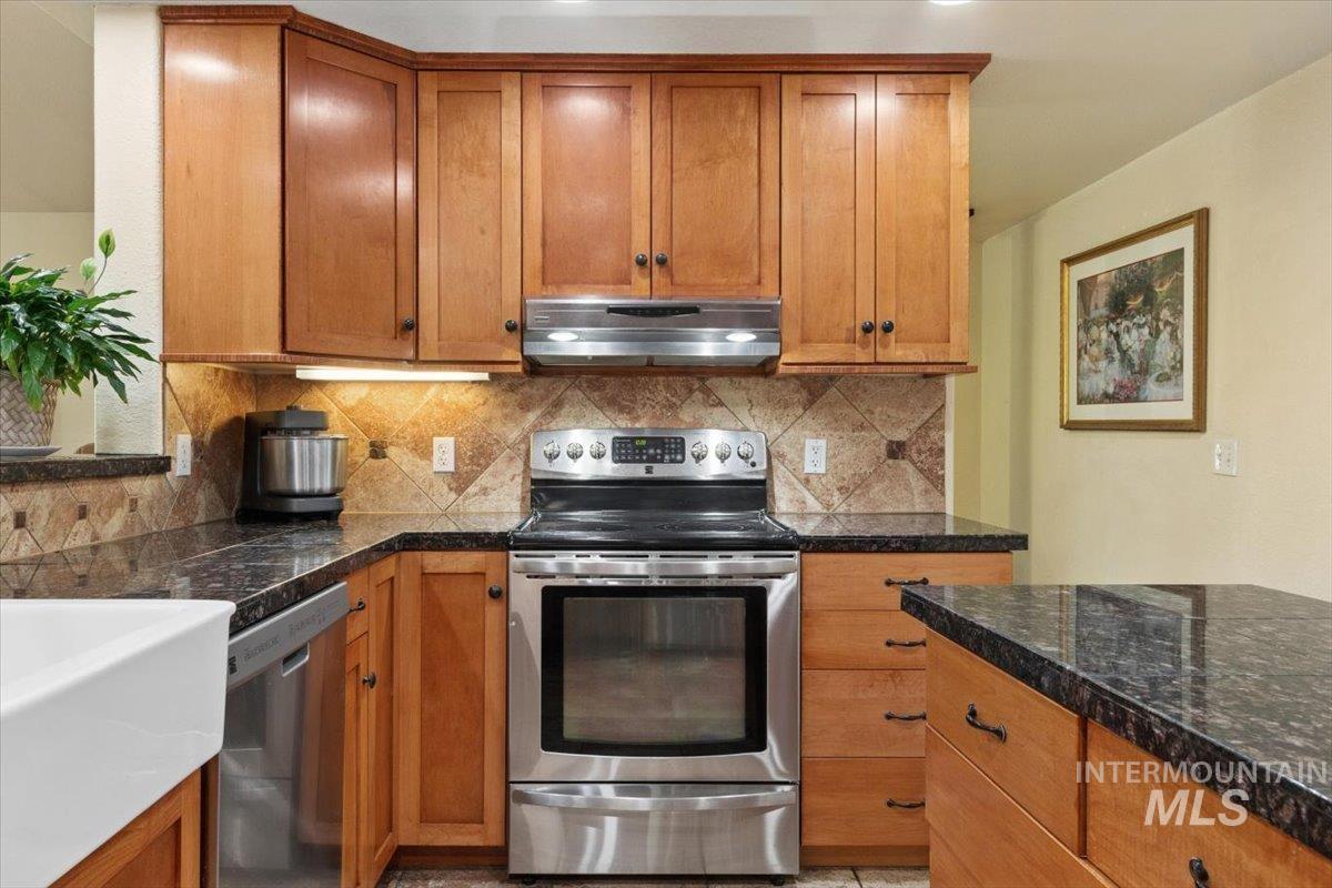 106 Lane A Property Photo 30