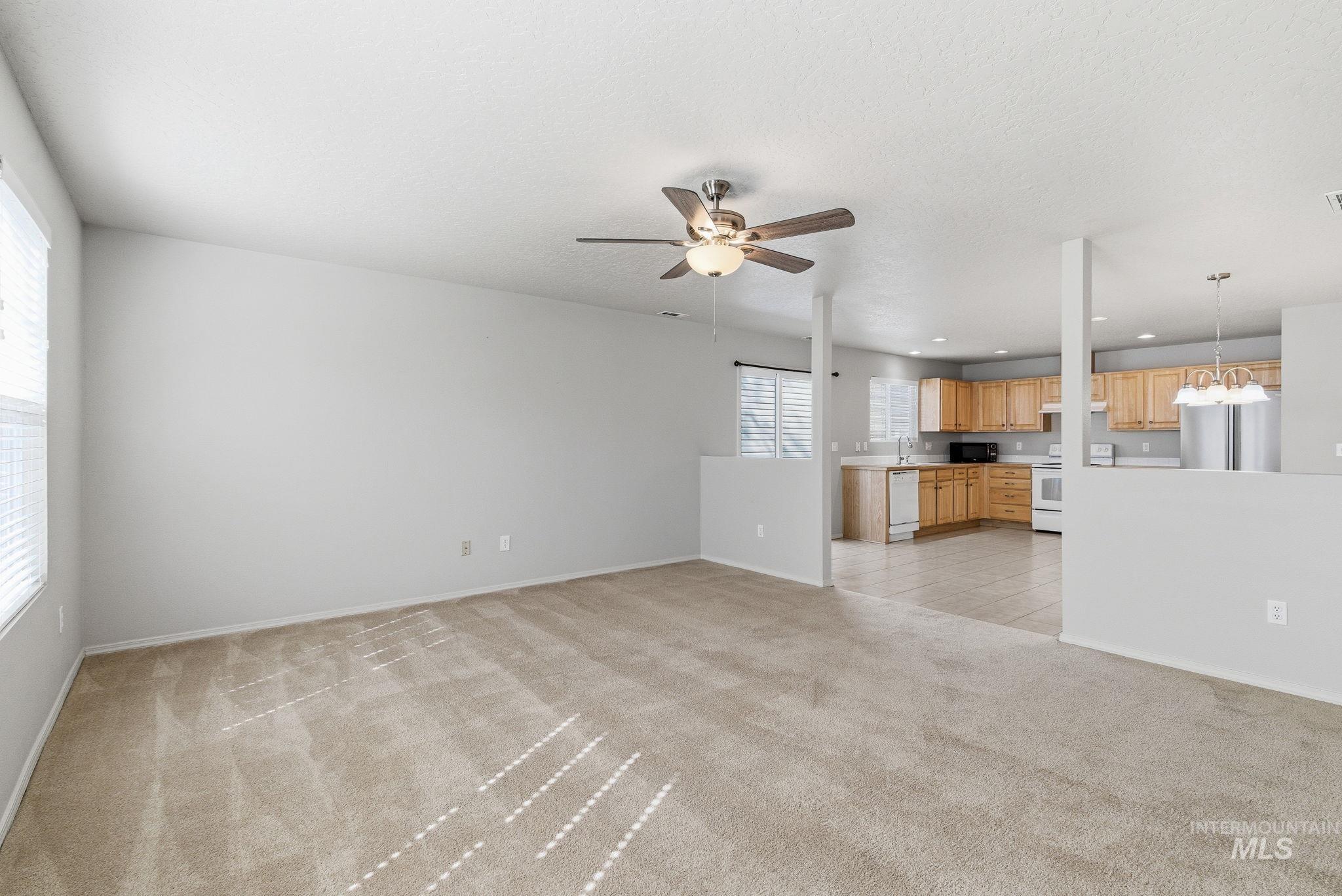 6613 S Covewood Way Property Photo 10