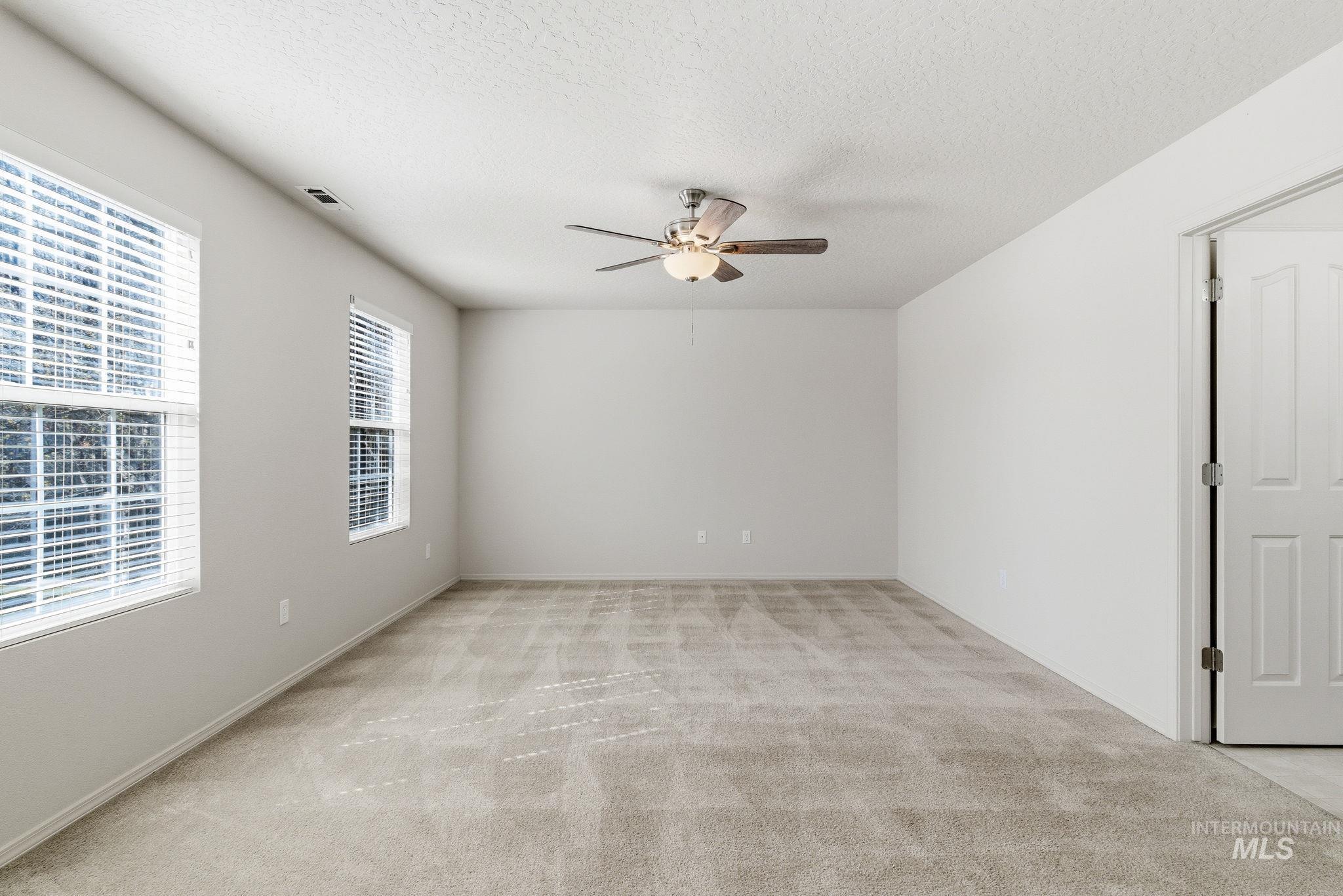 6613 S Covewood Way Property Photo 15