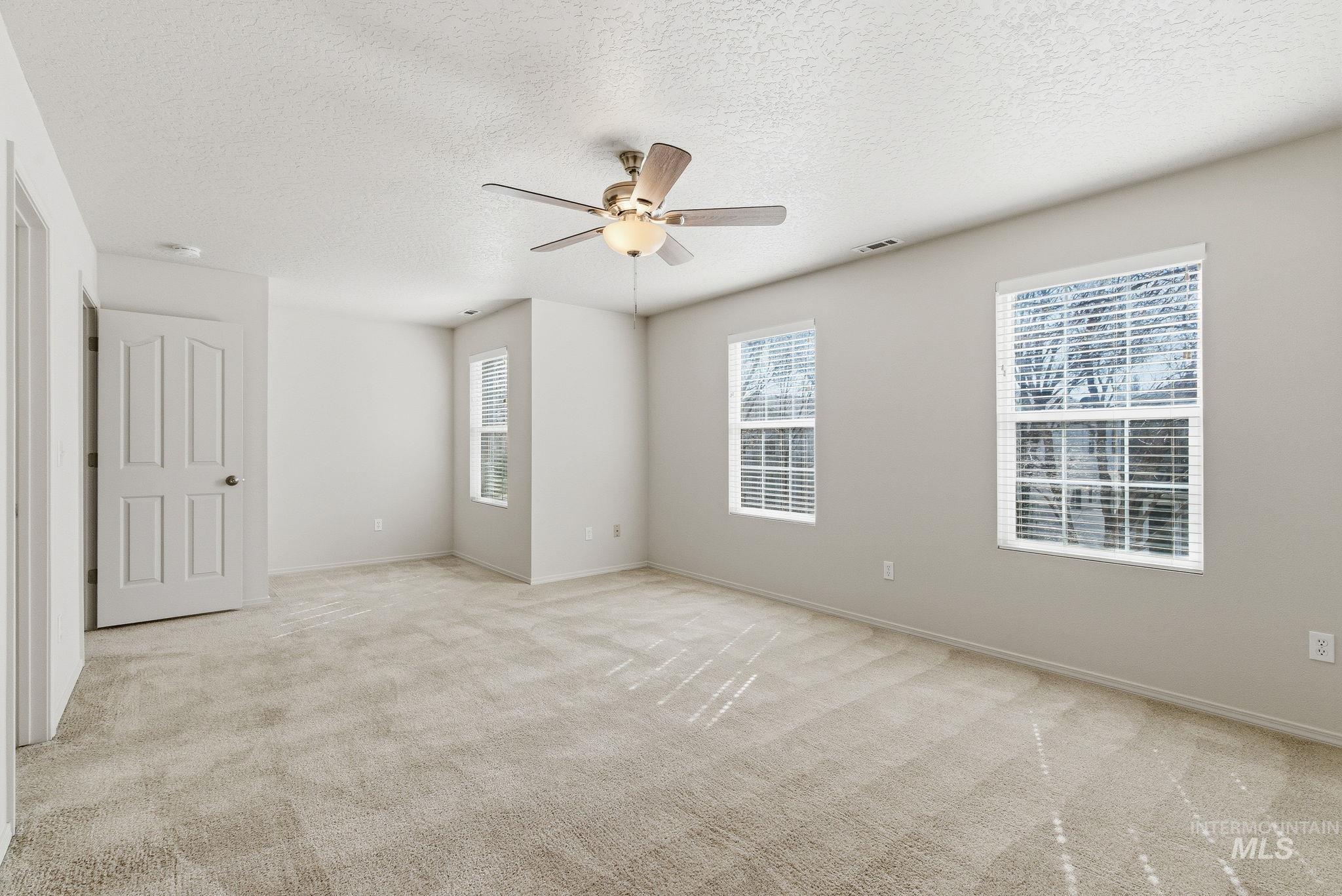 6613 S Covewood Way Property Photo 16