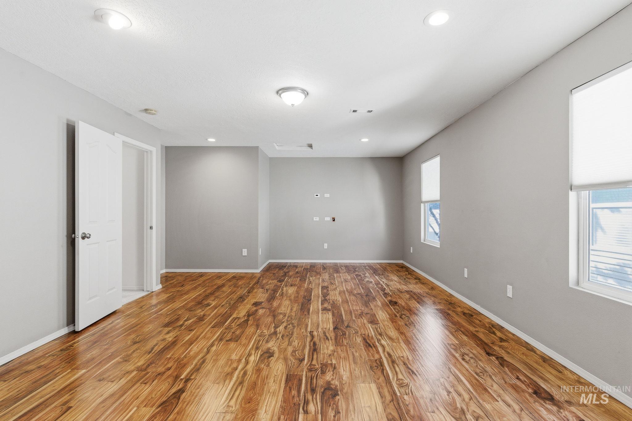 6613 S Covewood Way Property Photo 17