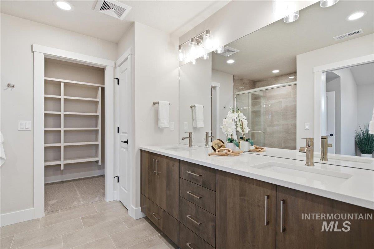18109 Cinder Brook Ave Property Photo 14
