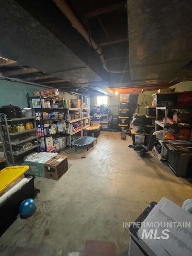 2616 Burton Ave Property Photo 33