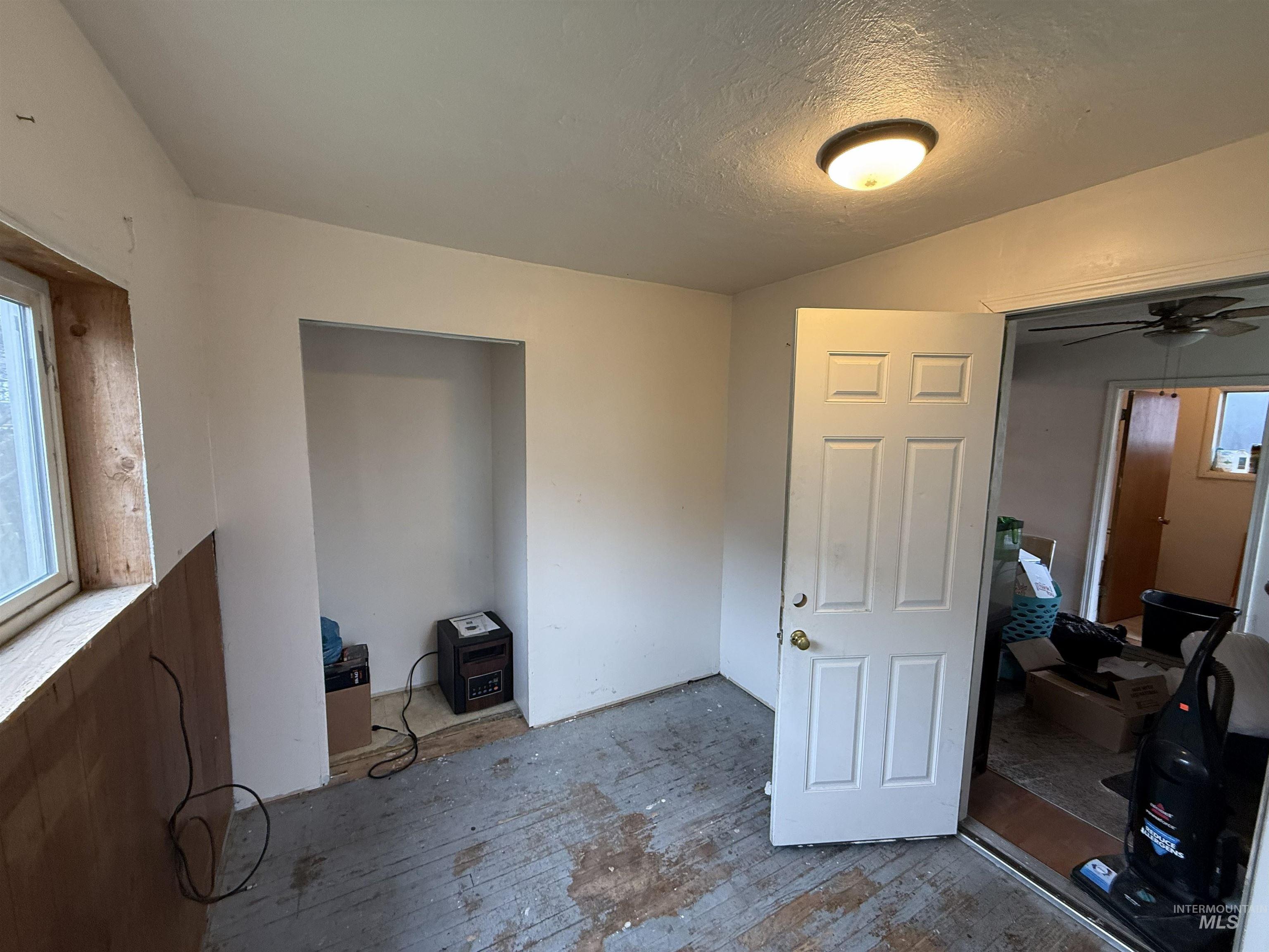 838 11th St. Property Photo 5