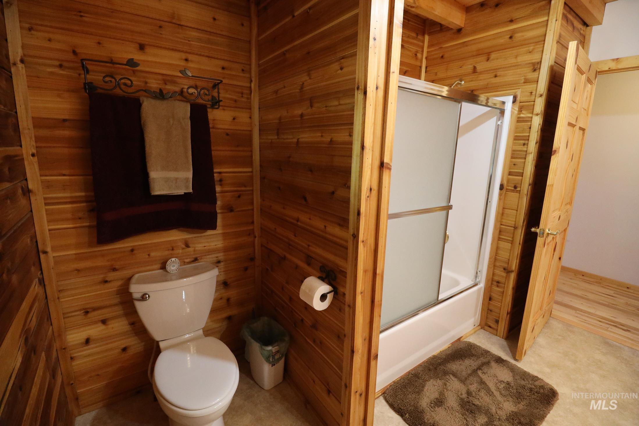 1391 Crooked River Road Property Photo 12