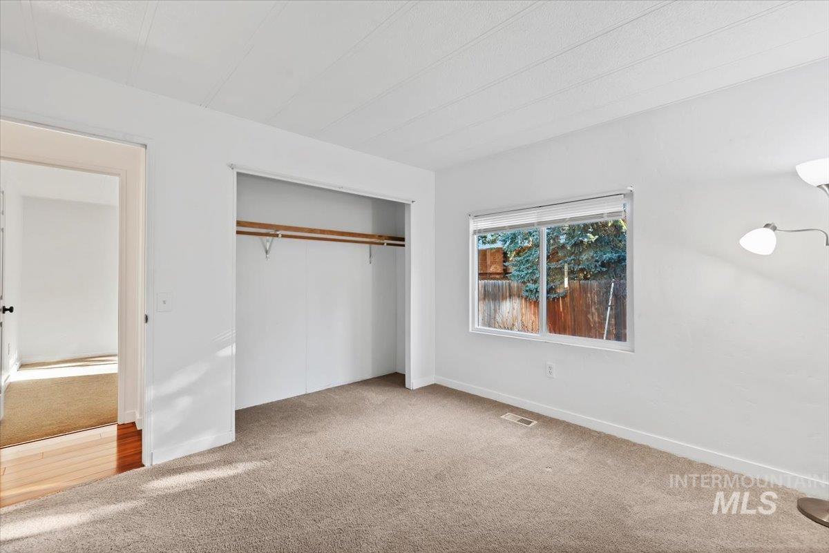 7814 W Manassas Property Photo 9