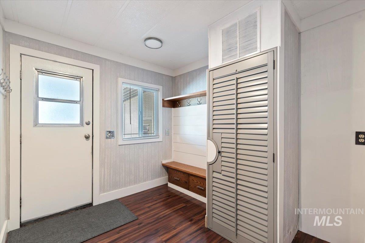 7814 W Manassas Property Photo 17