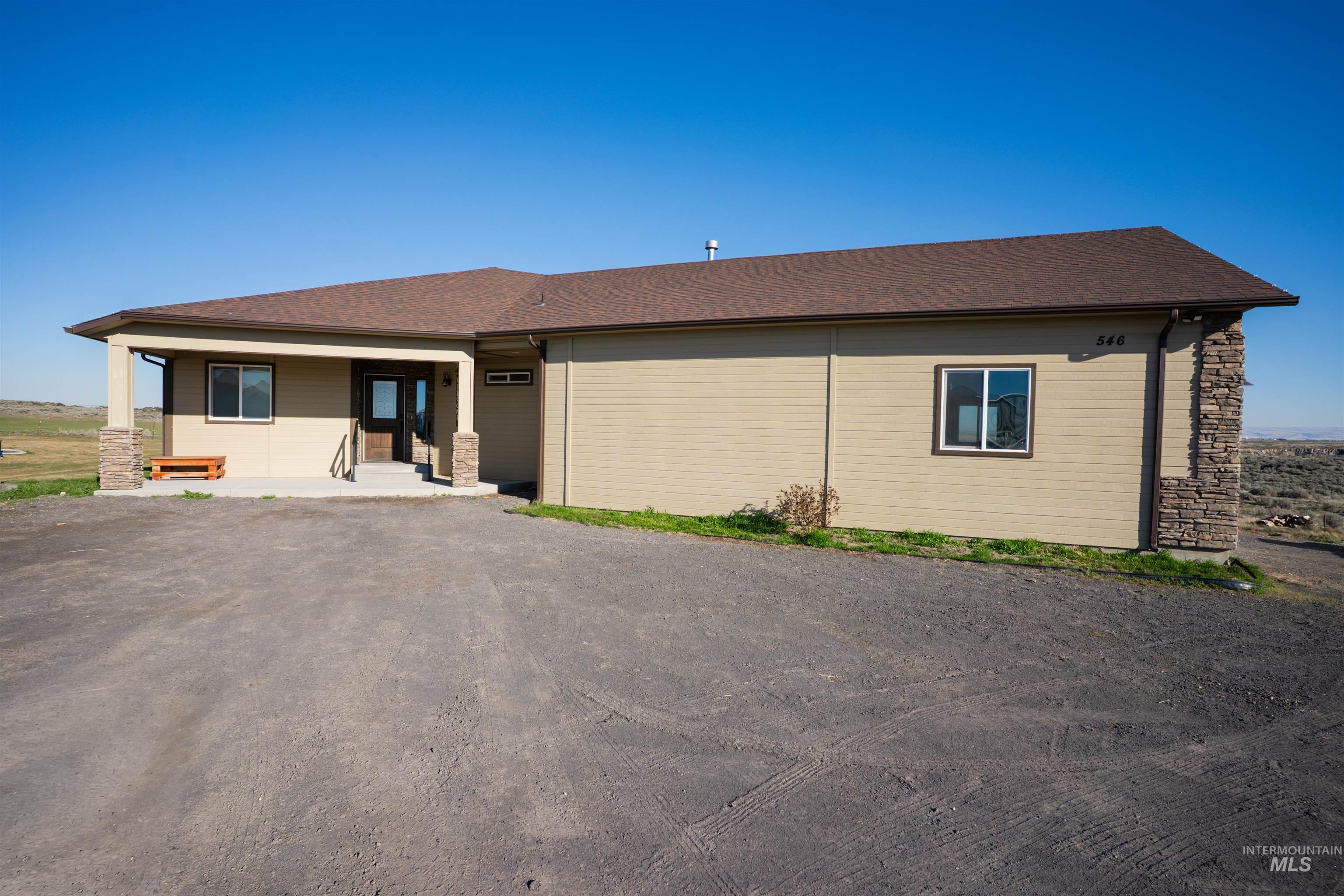 546 Arrowhead Circle