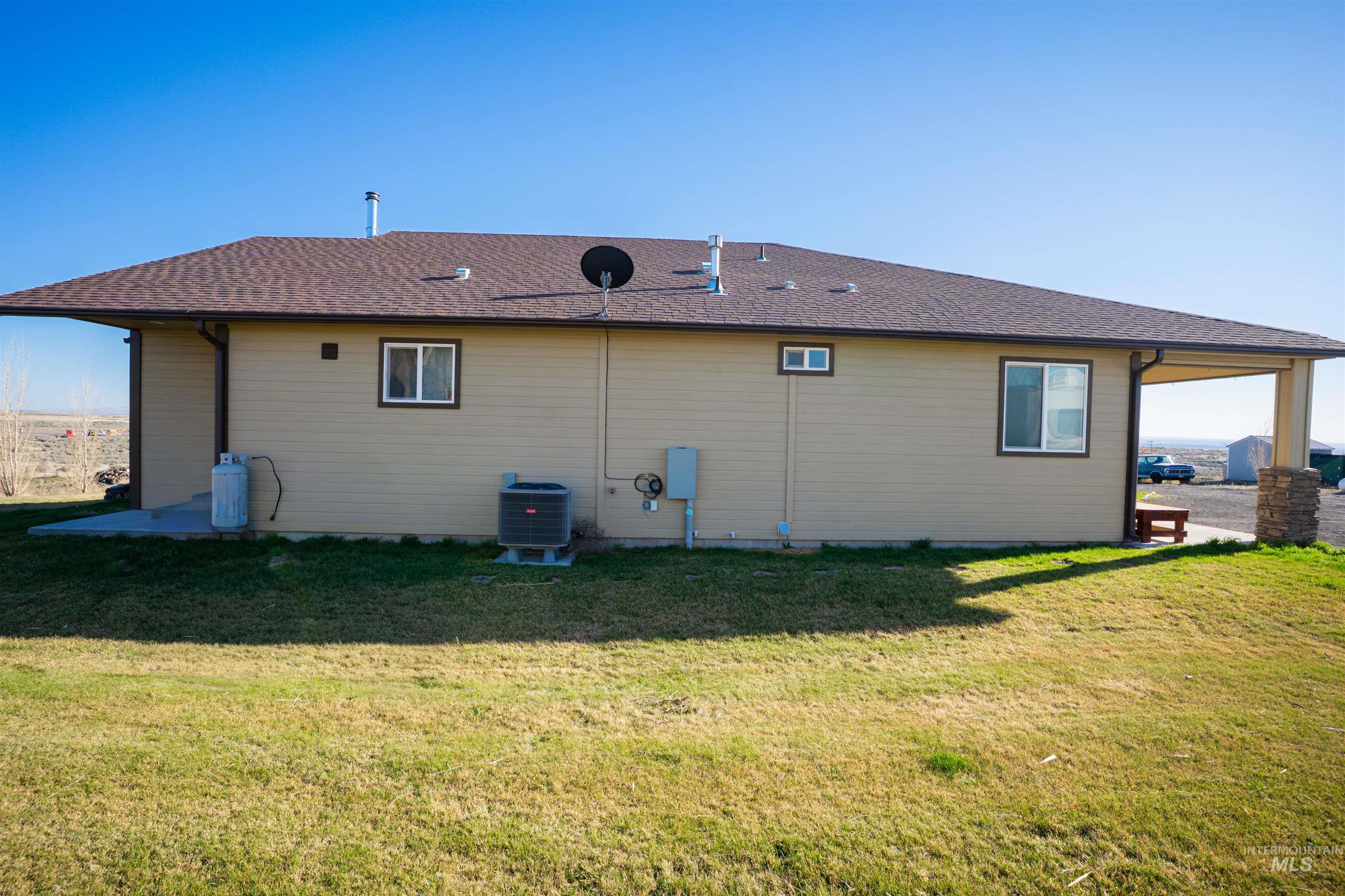 546 Arrowhead Circle Property Photo 33