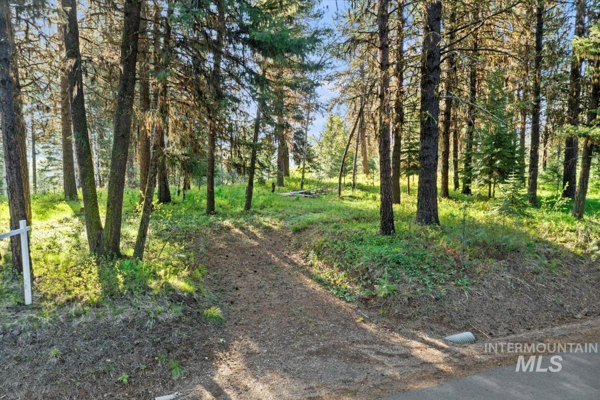 320 BlackHawk Lake Dr. Property Photo 1