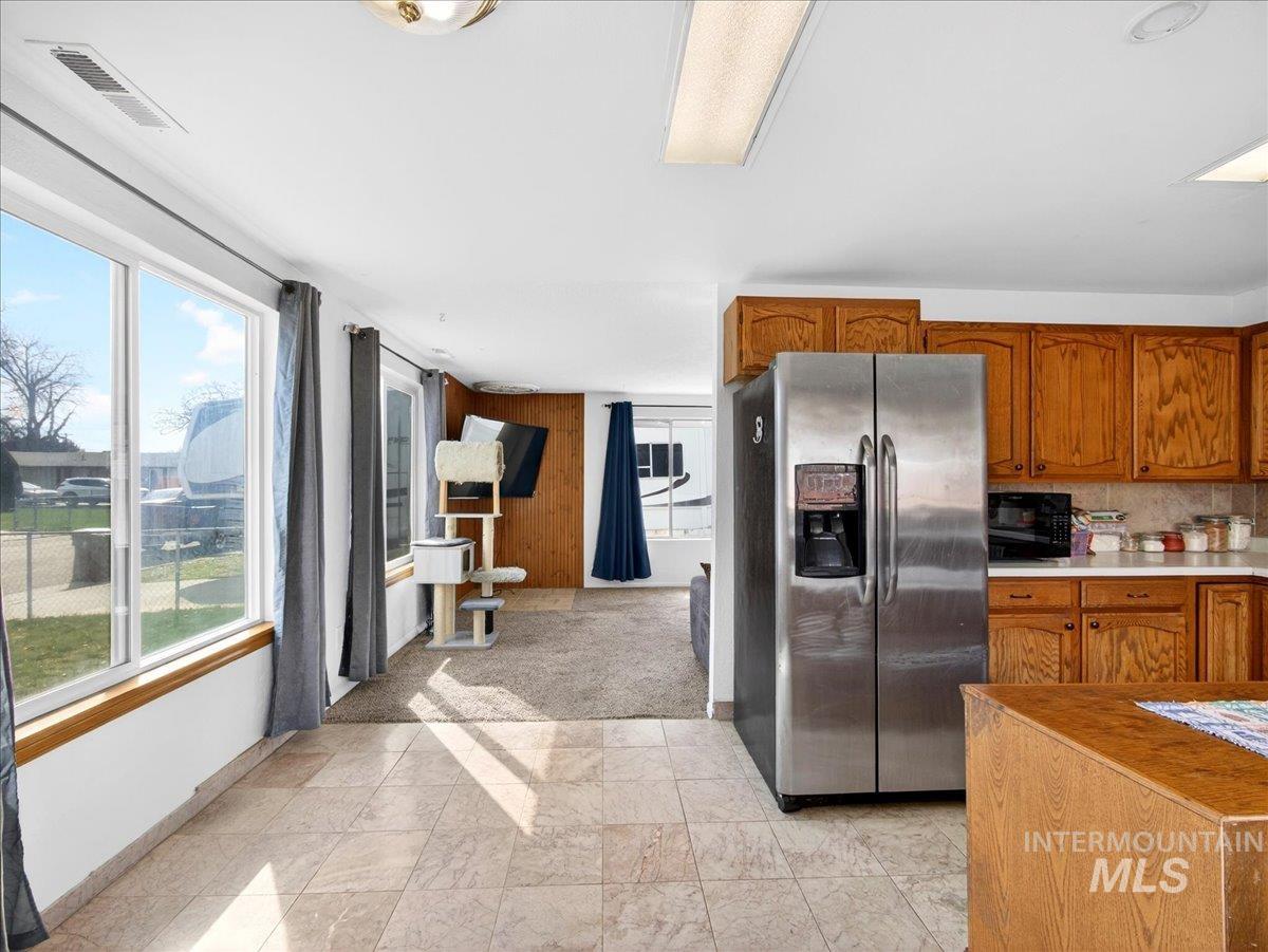 1405 N La Cresta Ave Property Photo 15