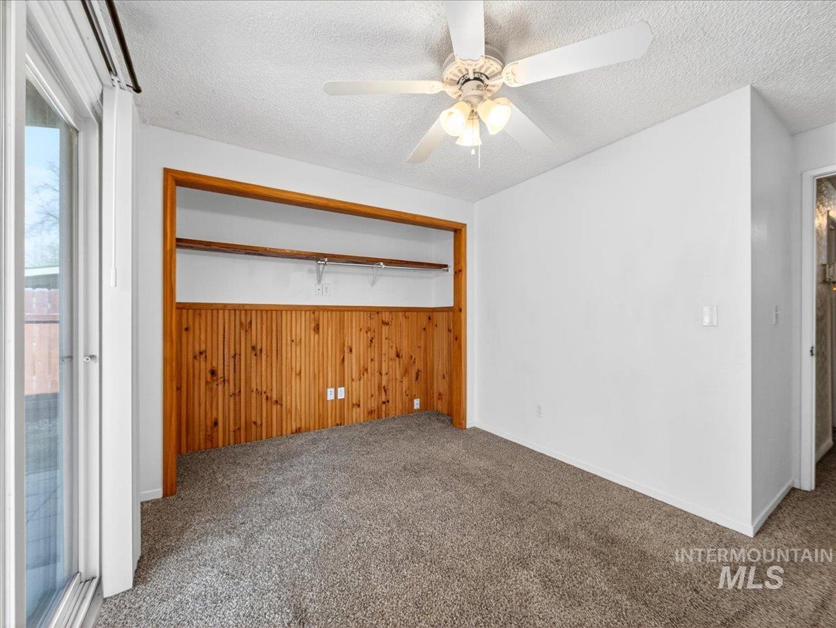 1405 N La Cresta Ave Property Photo 31