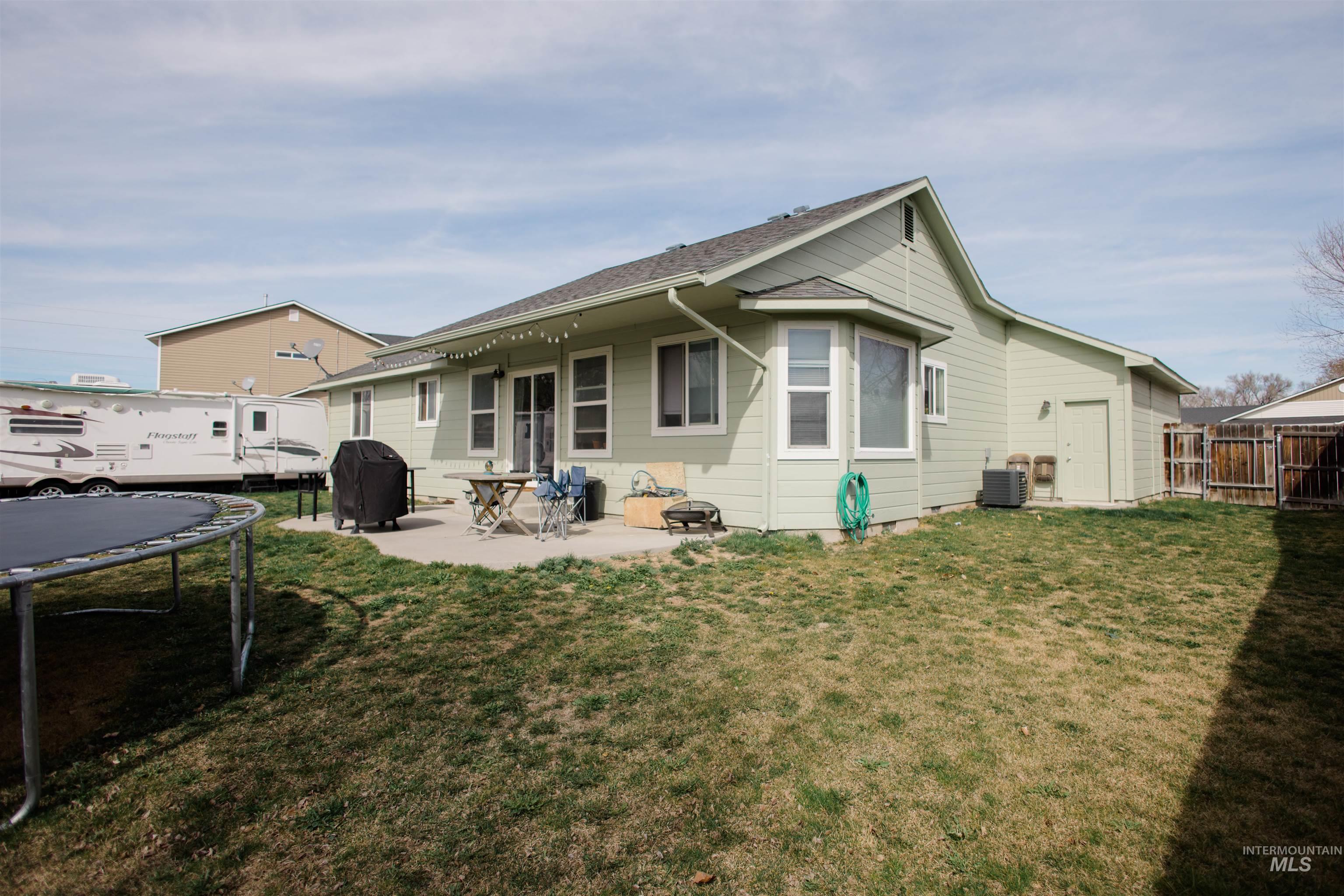 151 Ne Malad Ct. Property Photo 30