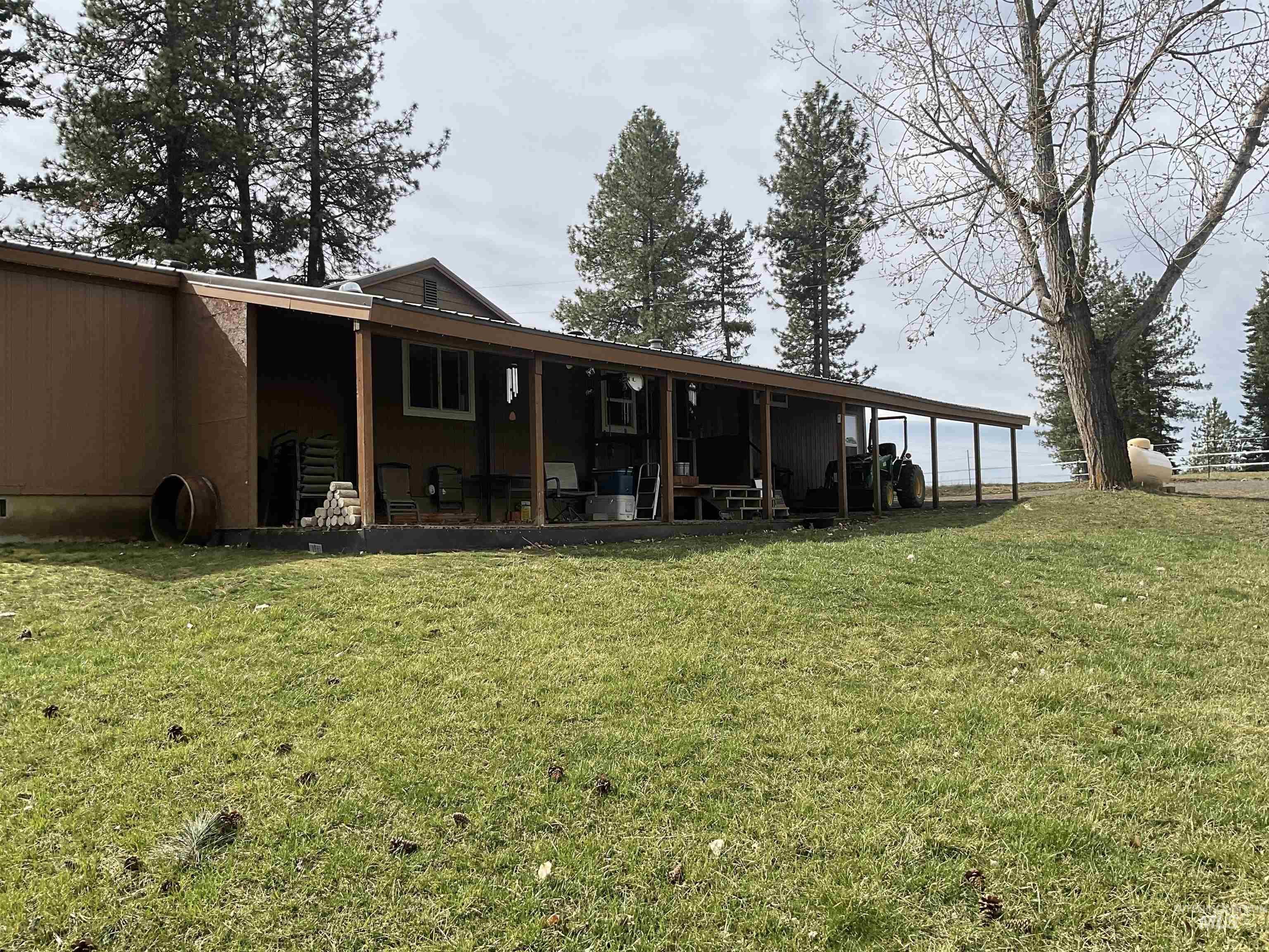 10749 Upper Fords Creek Property Photo 16