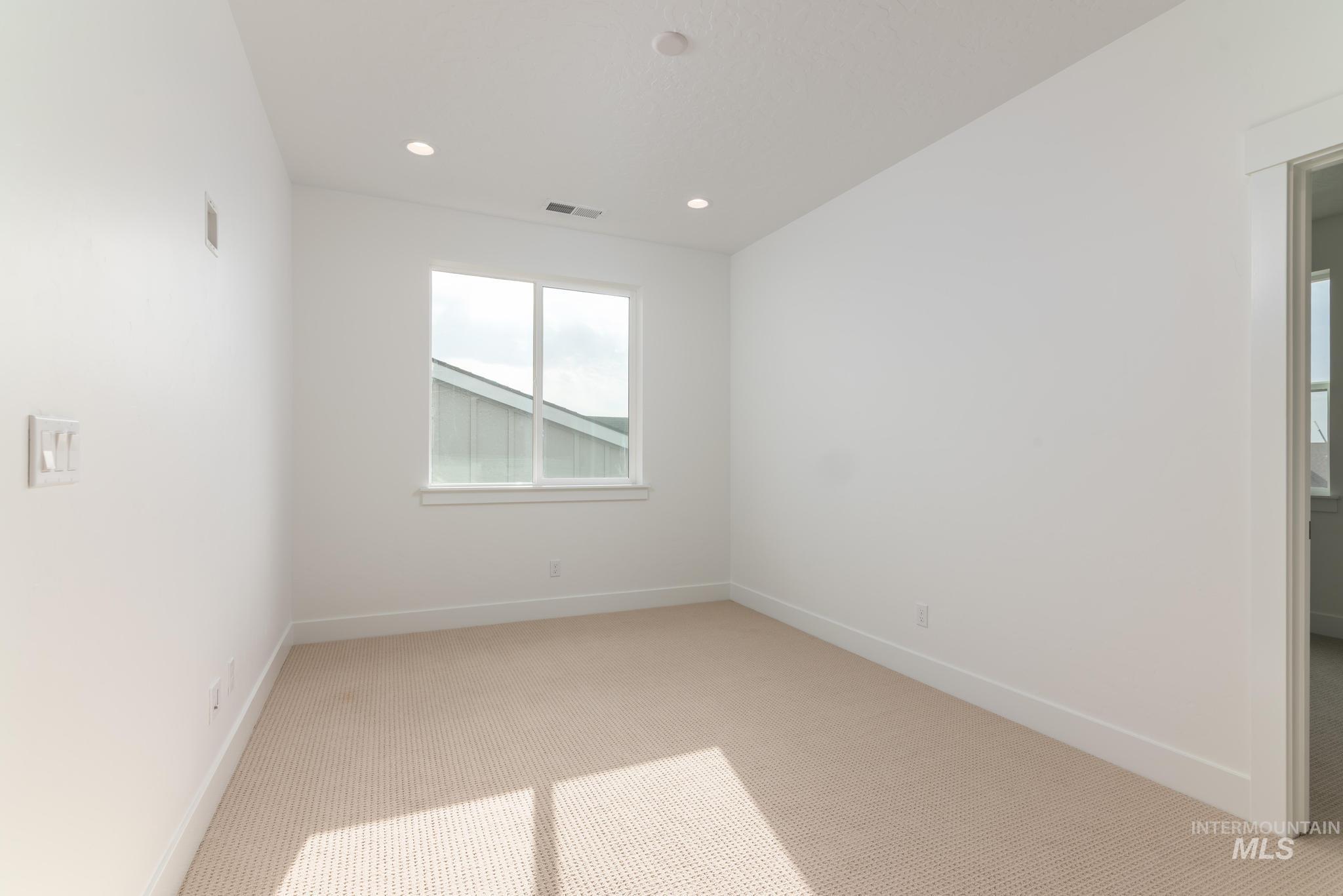 14898 Brown Pelican St Property Photo 23
