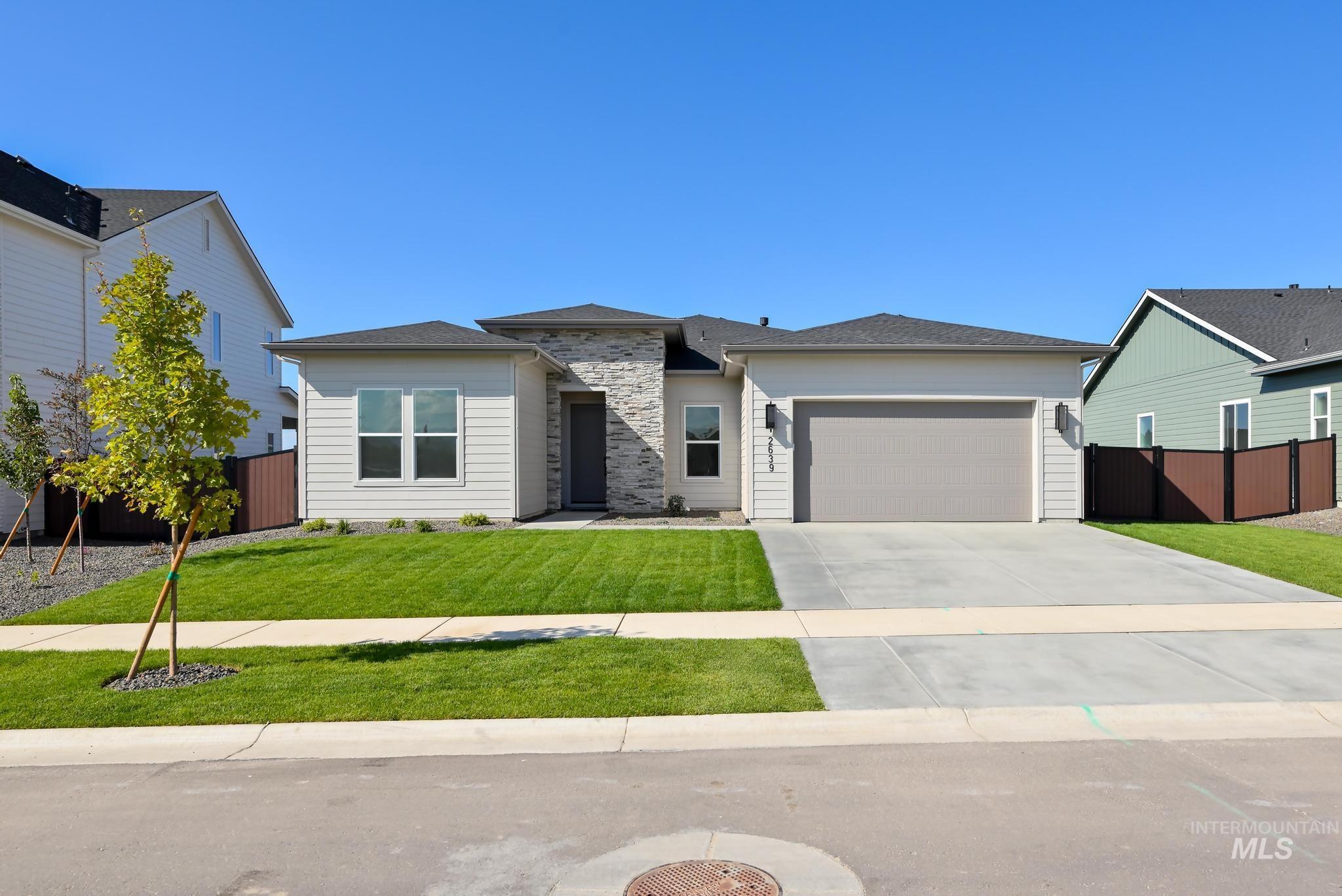 2639 N Silverbell Way Property Photo 1