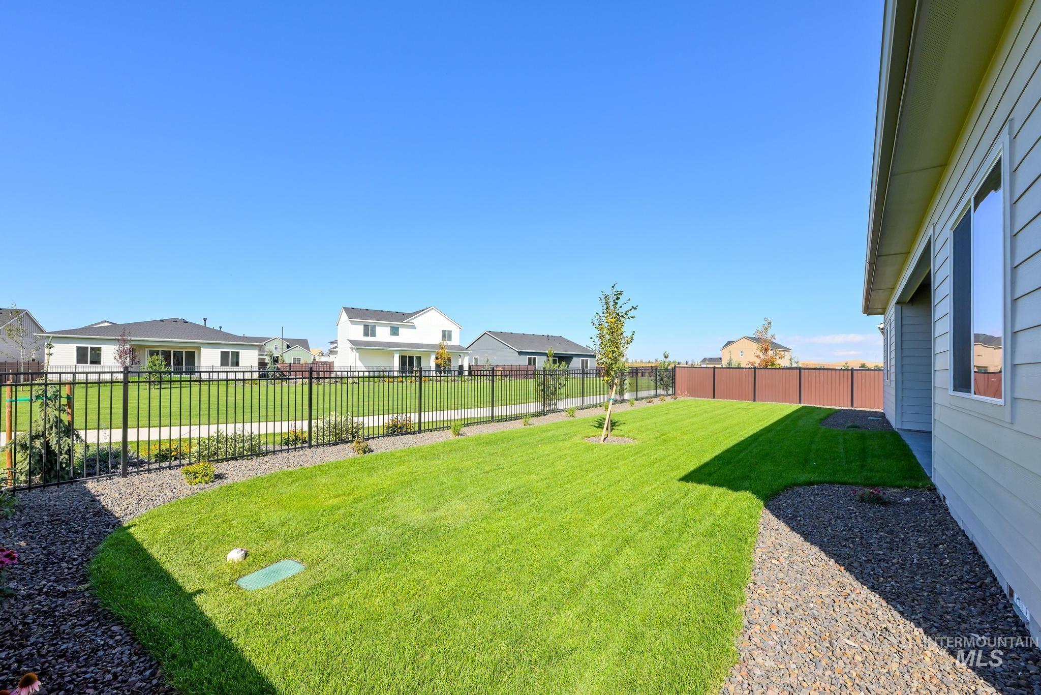 2639 N Silverbell Way Property Photo 30