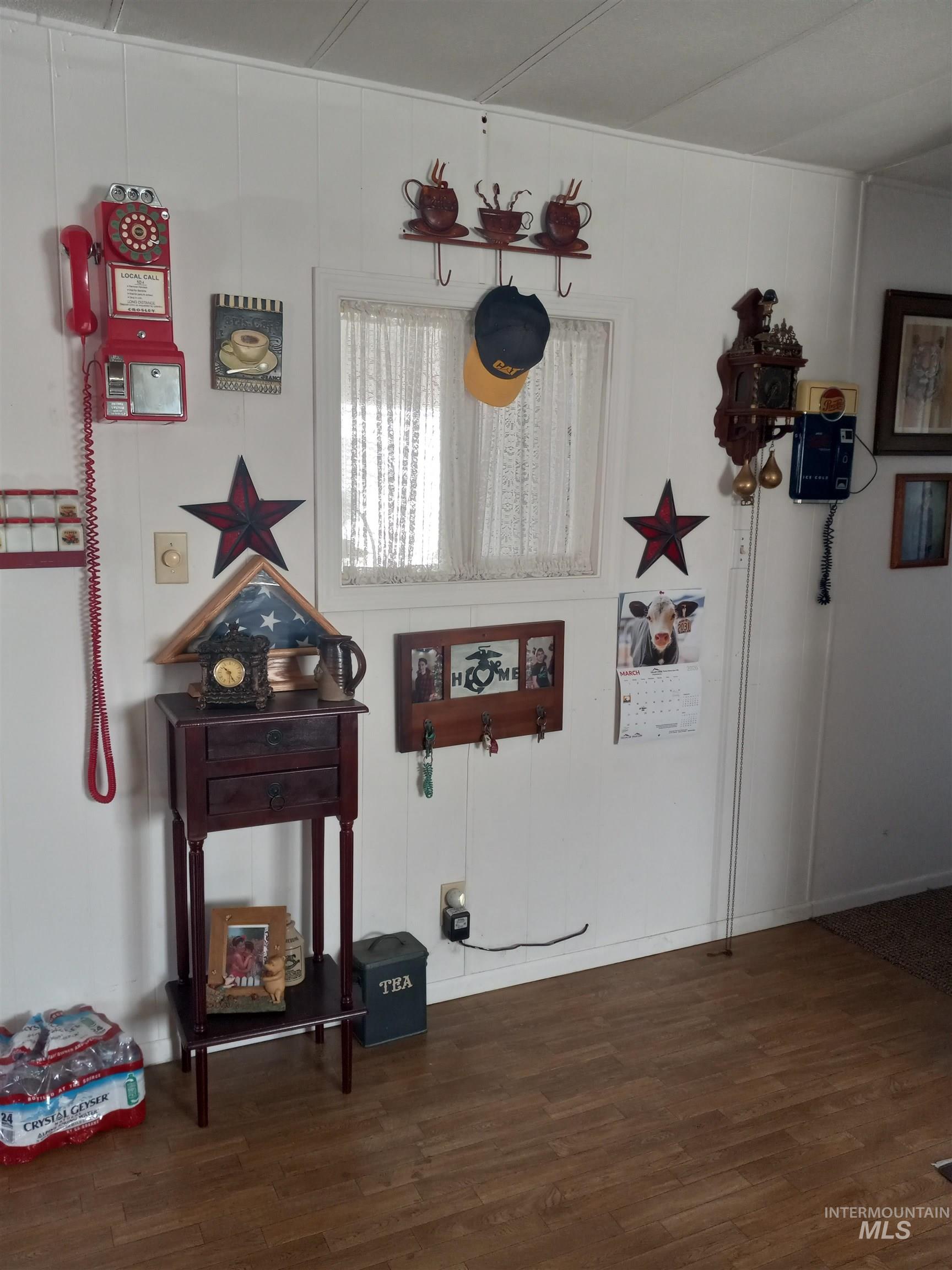 2205 E Linden Property Photo 12