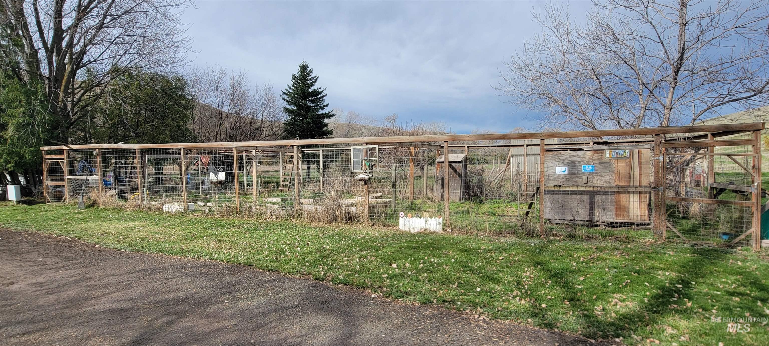 426 Hwy 12 E Property Photo 23