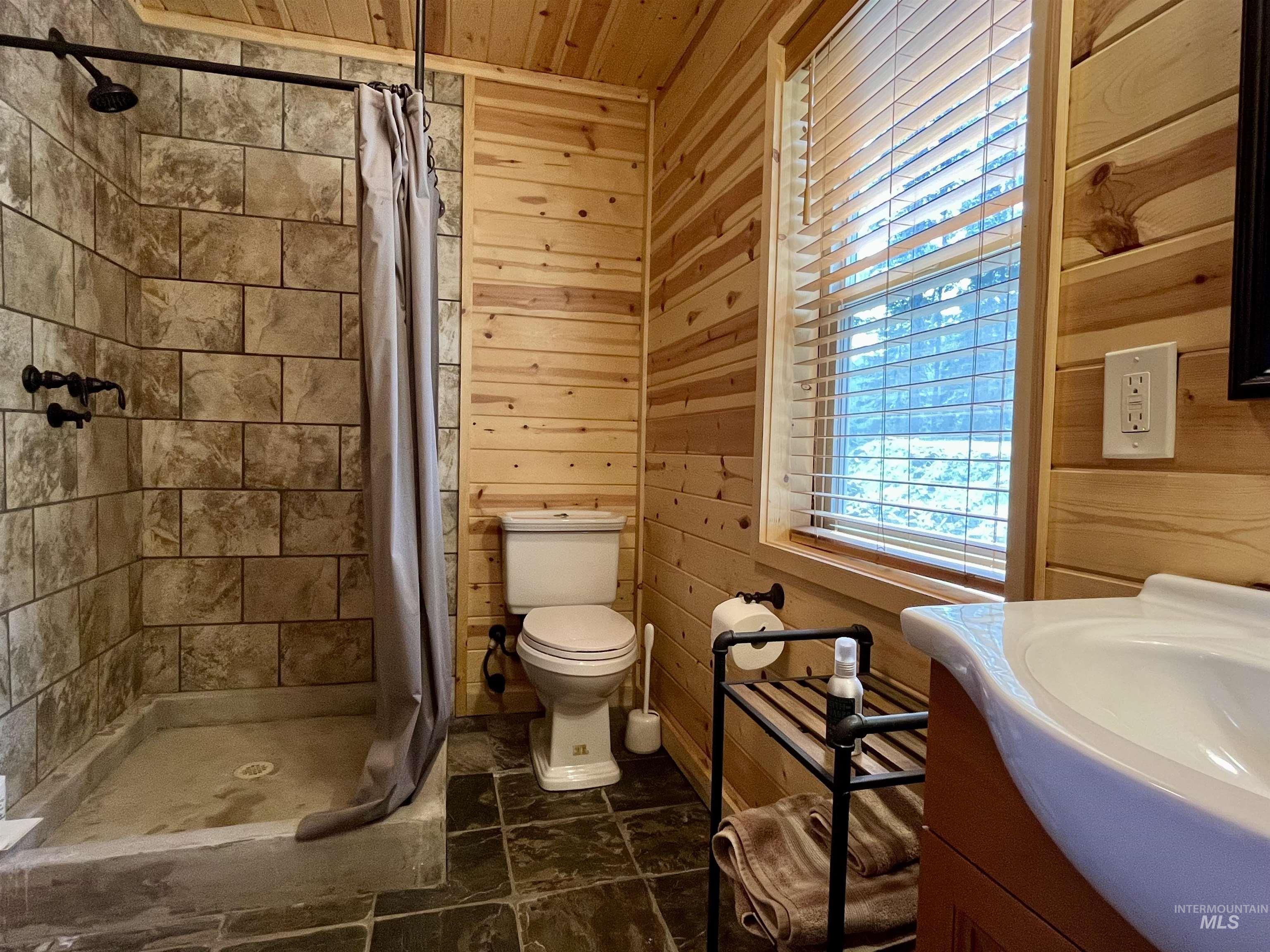 1139 Ove Creek Ln Property Photo 40