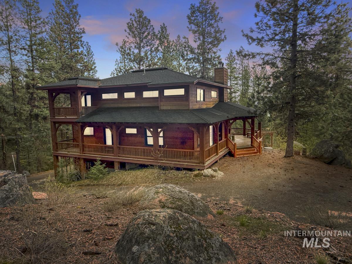 4 Chino Spur Property Photo 4