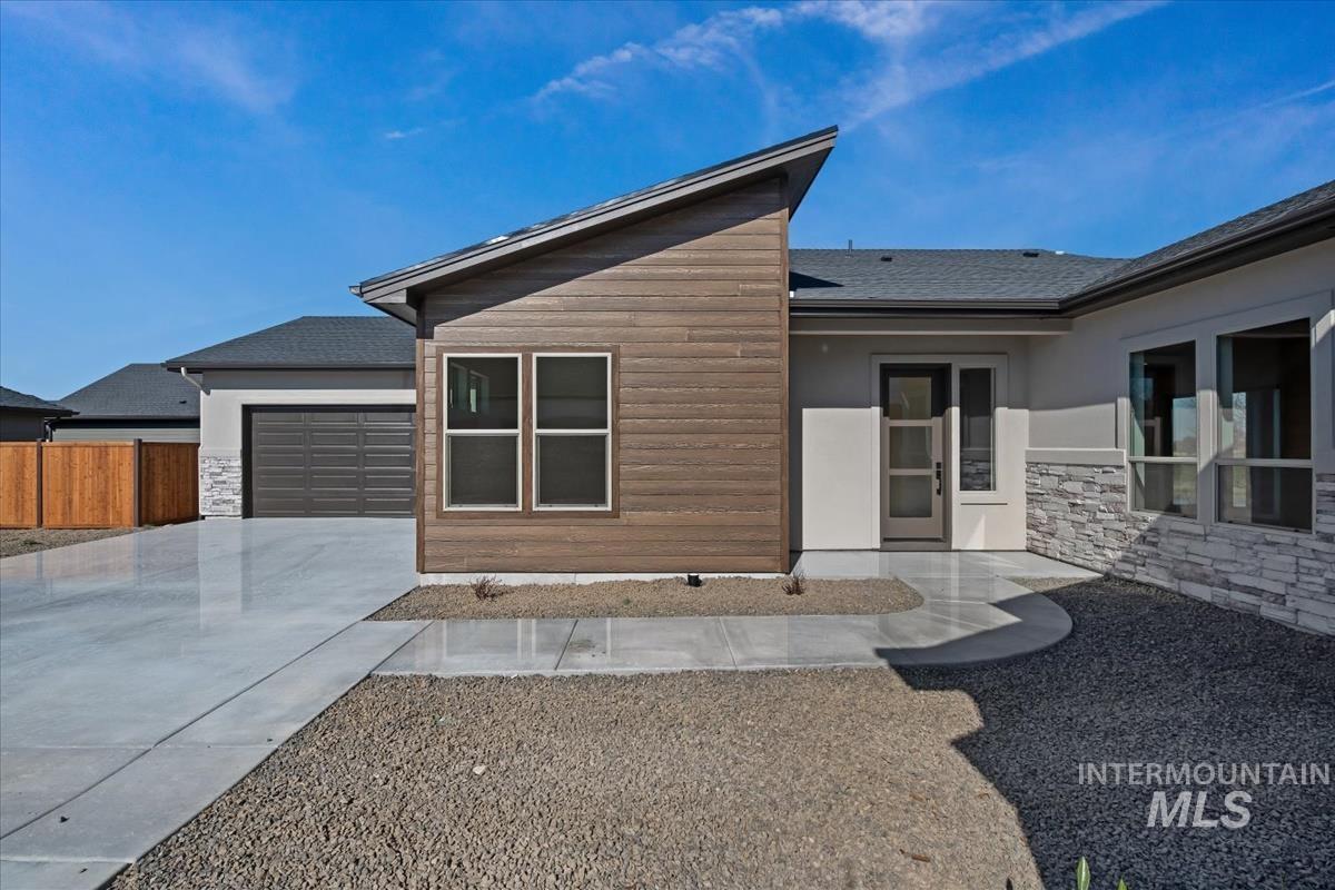 11198 W Tara Iti Ln.
