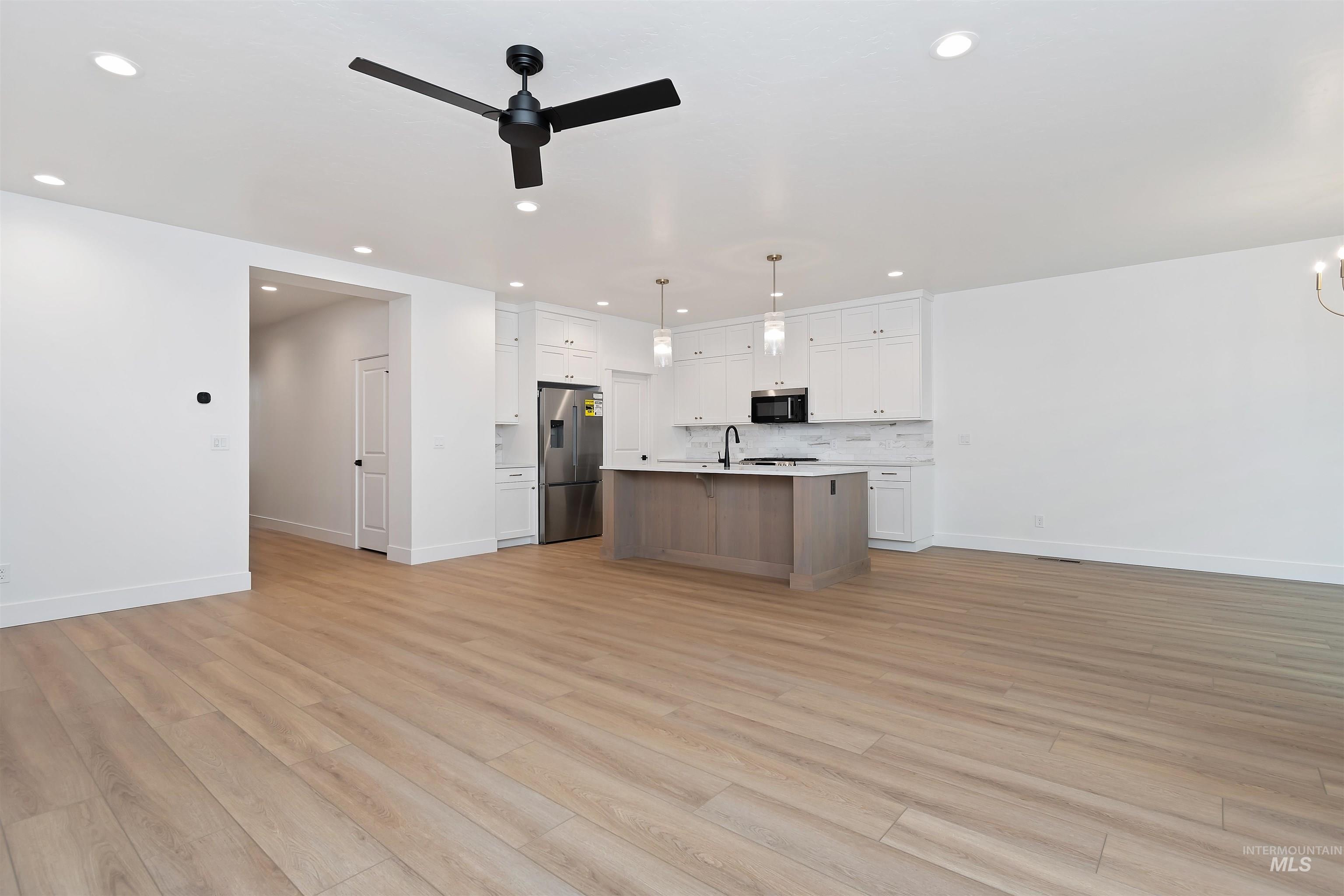 4302 Tropic Way Property Photo 7