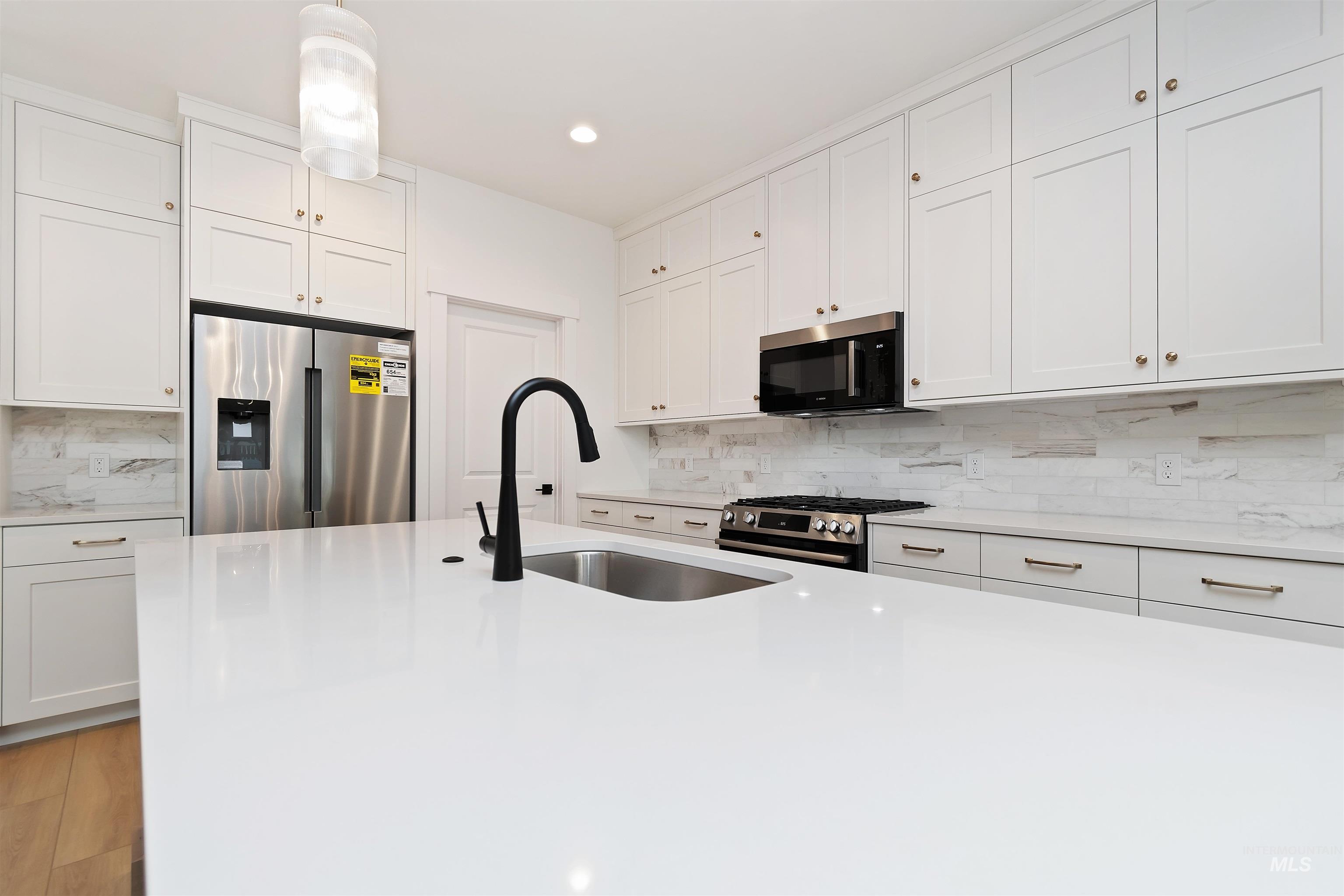 4302 Tropic Way Property Photo 12