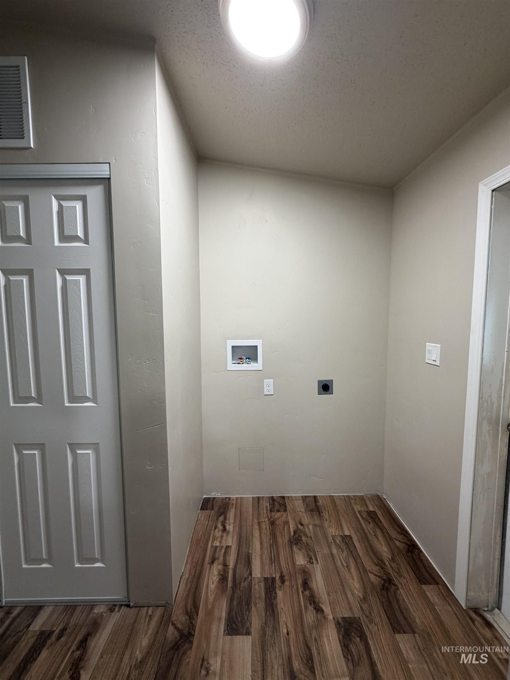 815 E Liberty Property Photo 20
