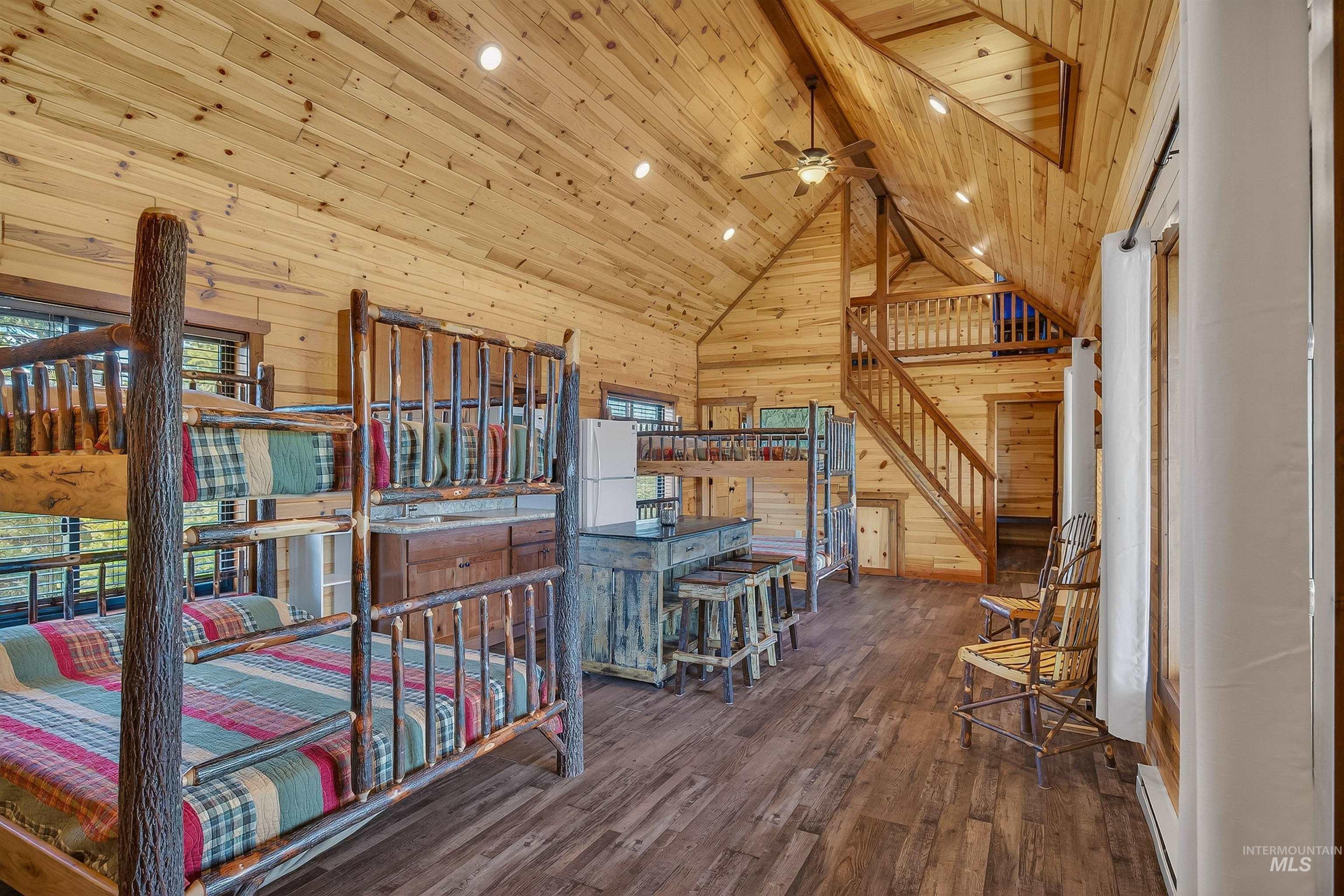 467 Santiam Road Property Photo 30