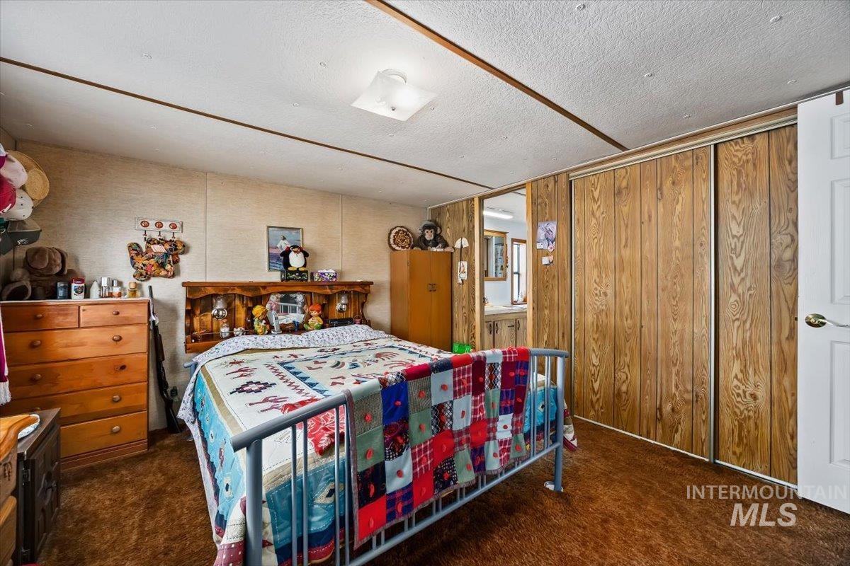 102 Willow Creek Rd Property Photo 15